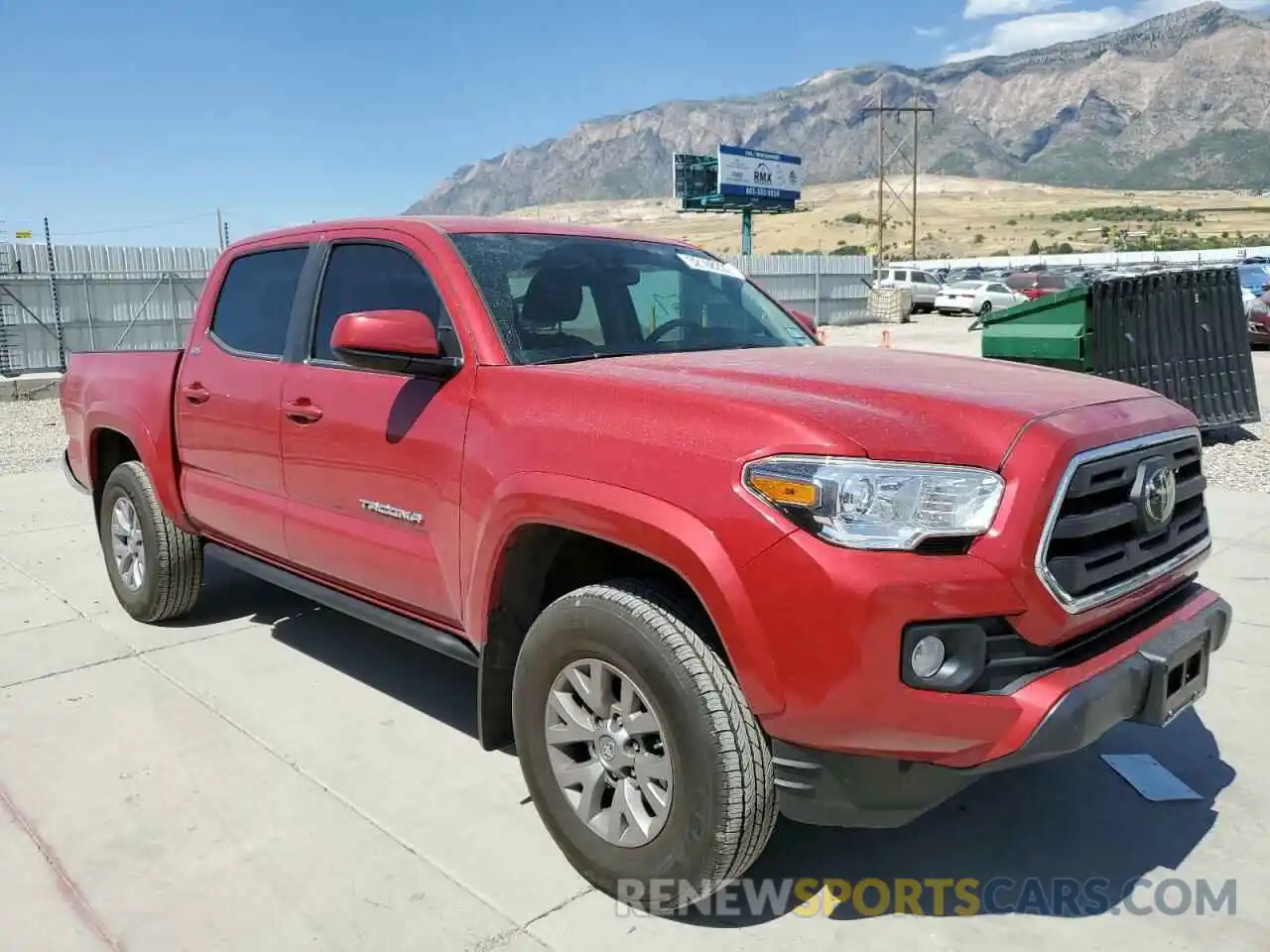 1 Photograph of a damaged car 3TMAZ5CN4KM105929 TOYOTA TACOMA 2019