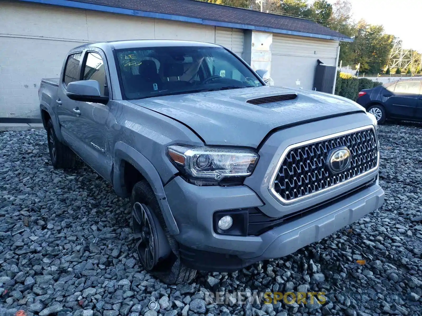 1 Photograph of a damaged car 3TMAZ5CN4KM106482 TOYOTA TACOMA 2019