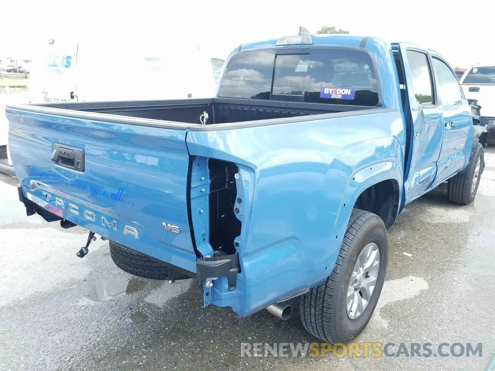 4 Photograph of a damaged car 3TMAZ5CN4KM108197 TOYOTA TACOMA 2019