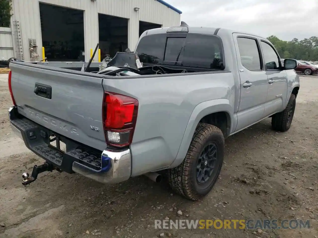 4 Photograph of a damaged car 3TMAZ5CN4KM108278 TOYOTA TACOMA 2019