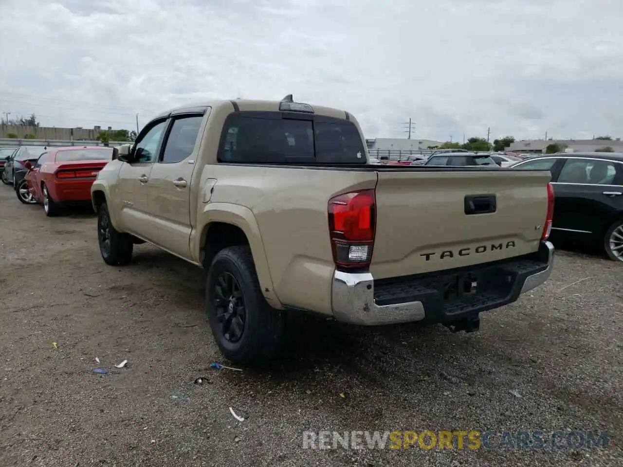 3 Photograph of a damaged car 3TMAZ5CN4KM113318 TOYOTA TACOMA 2019