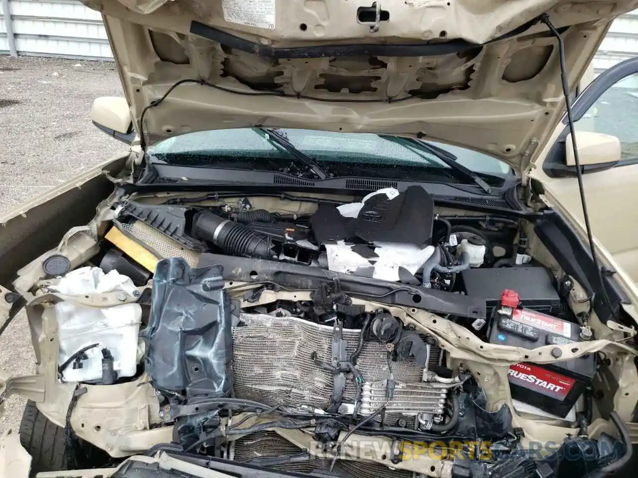 7 Photograph of a damaged car 3TMAZ5CN4KM113318 TOYOTA TACOMA 2019