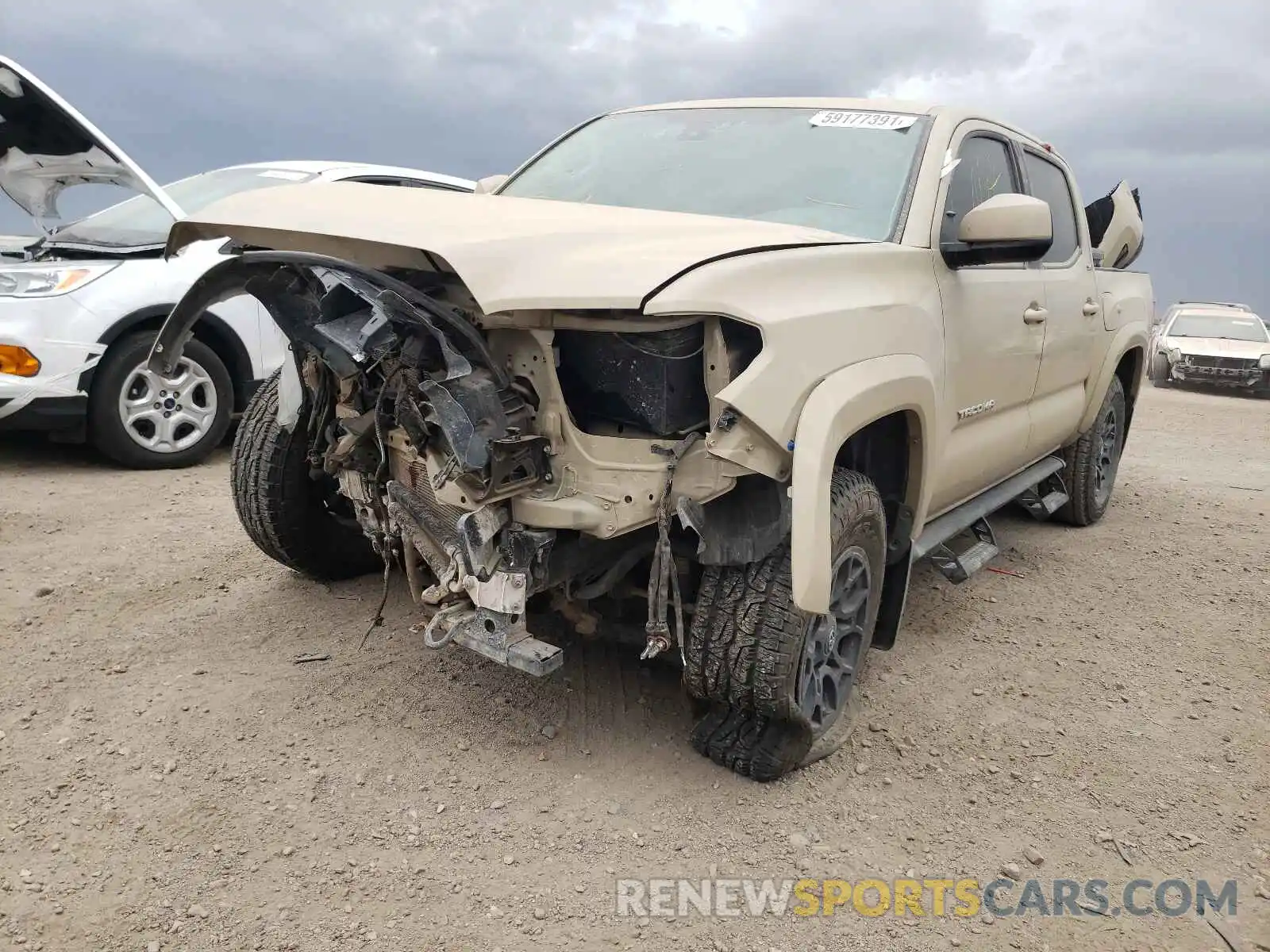 2 Photograph of a damaged car 3TMAZ5CN4KM114095 TOYOTA TACOMA 2019