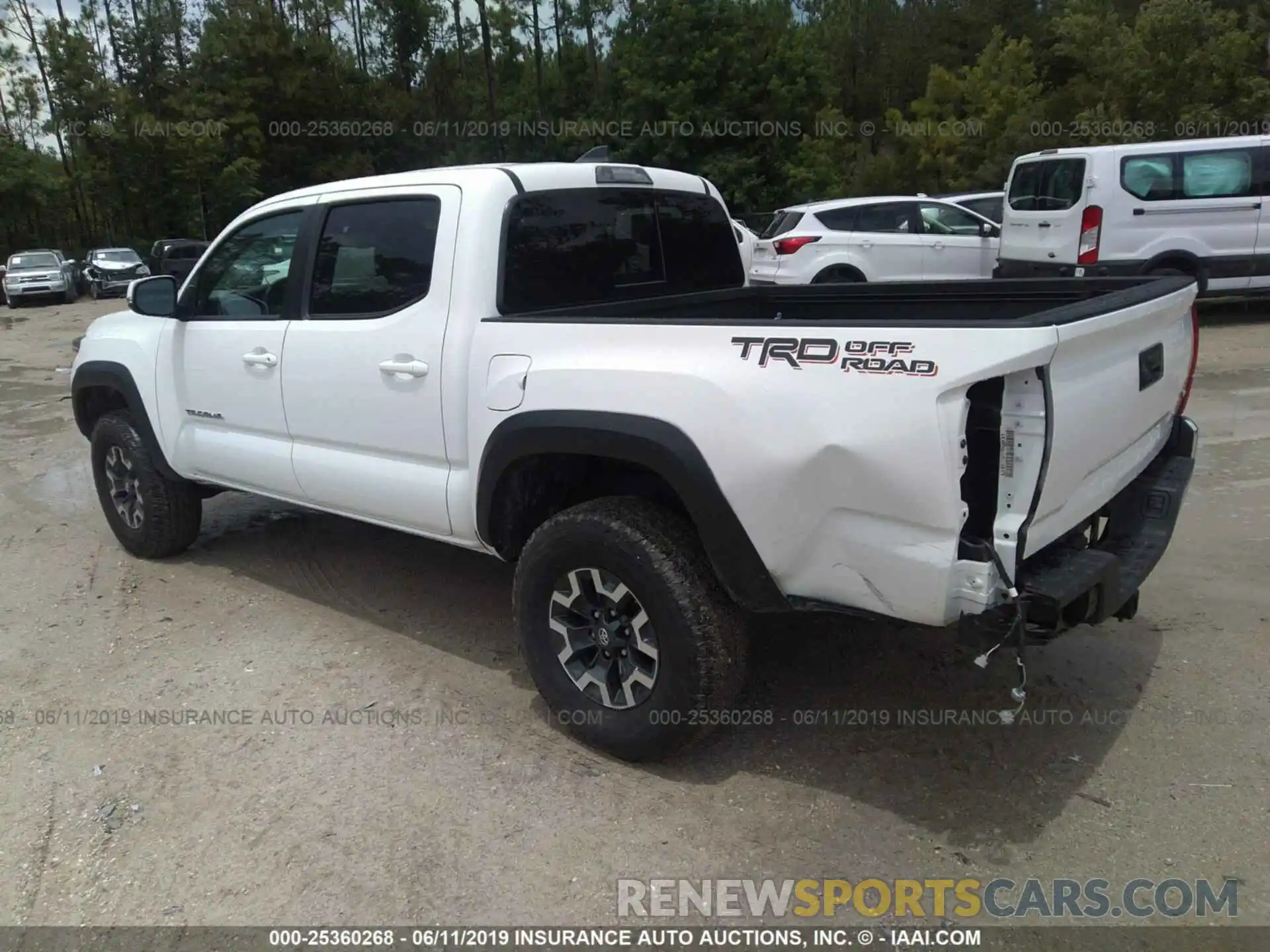 3 Фотография поврежденного автомобиля 3TMAZ5CN5KM080104 TOYOTA TACOMA 2019