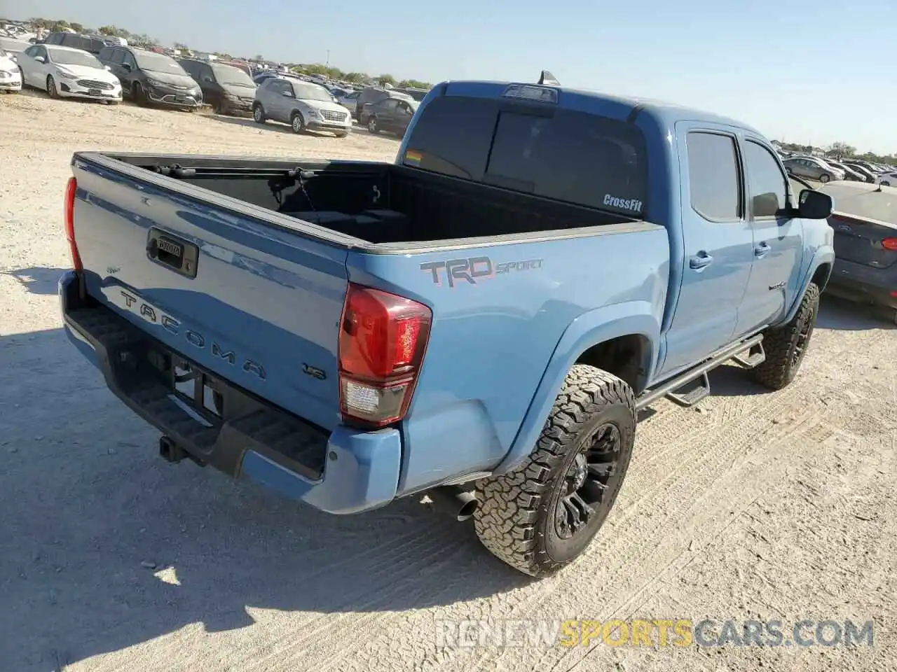 4 Photograph of a damaged car 3TMAZ5CN5KM080328 TOYOTA TACOMA 2019