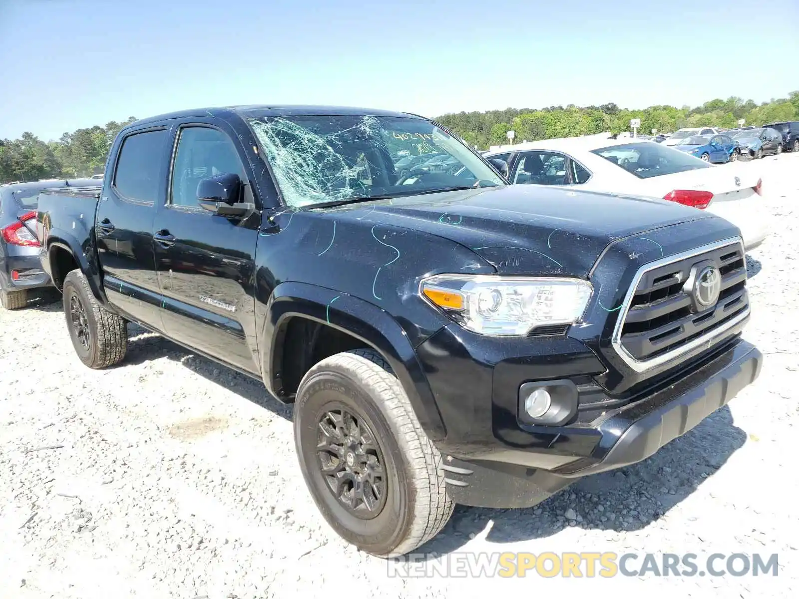 1 Photograph of a damaged car 3TMAZ5CN5KM085366 TOYOTA TACOMA 2019