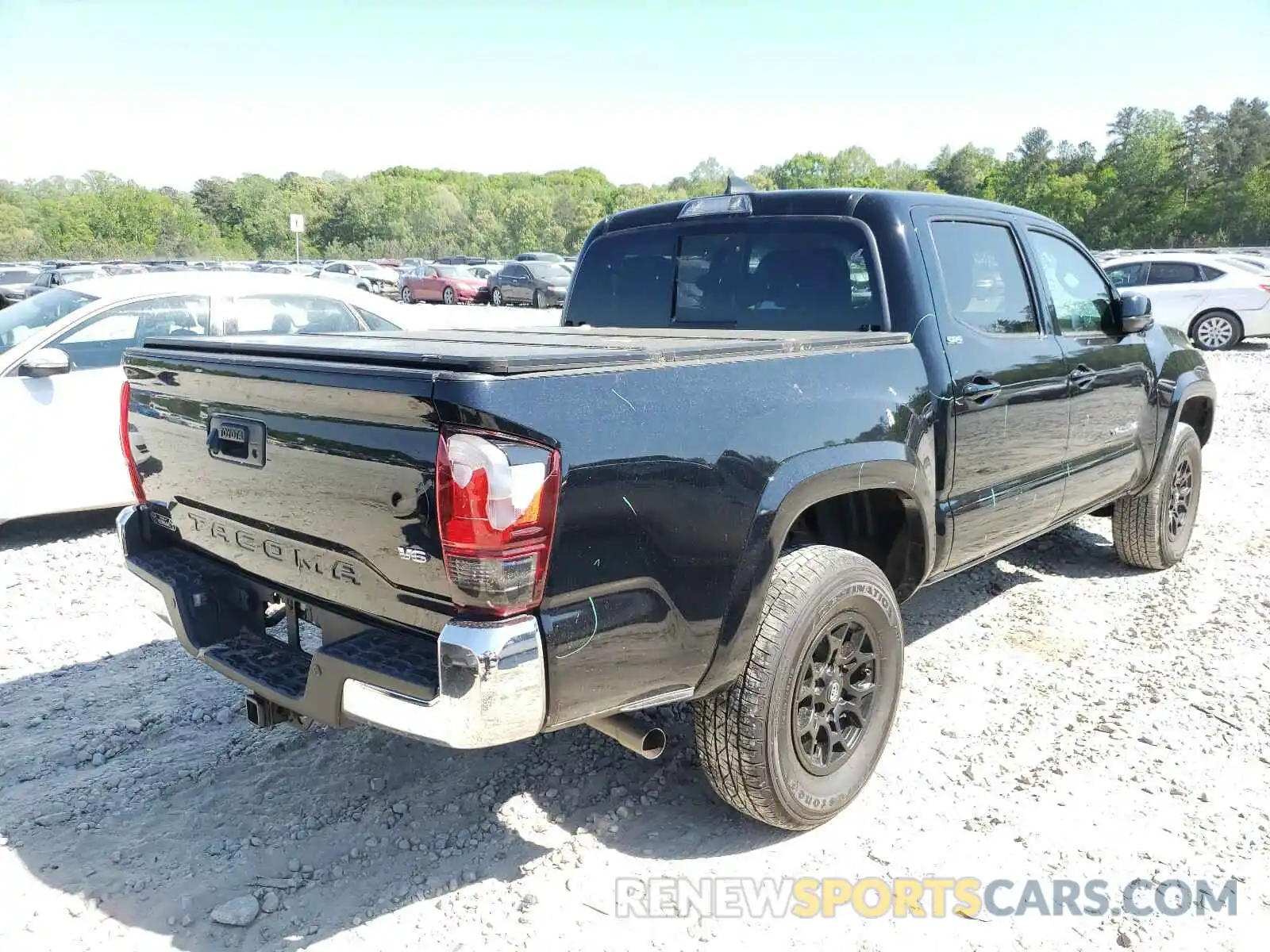 4 Photograph of a damaged car 3TMAZ5CN5KM085366 TOYOTA TACOMA 2019