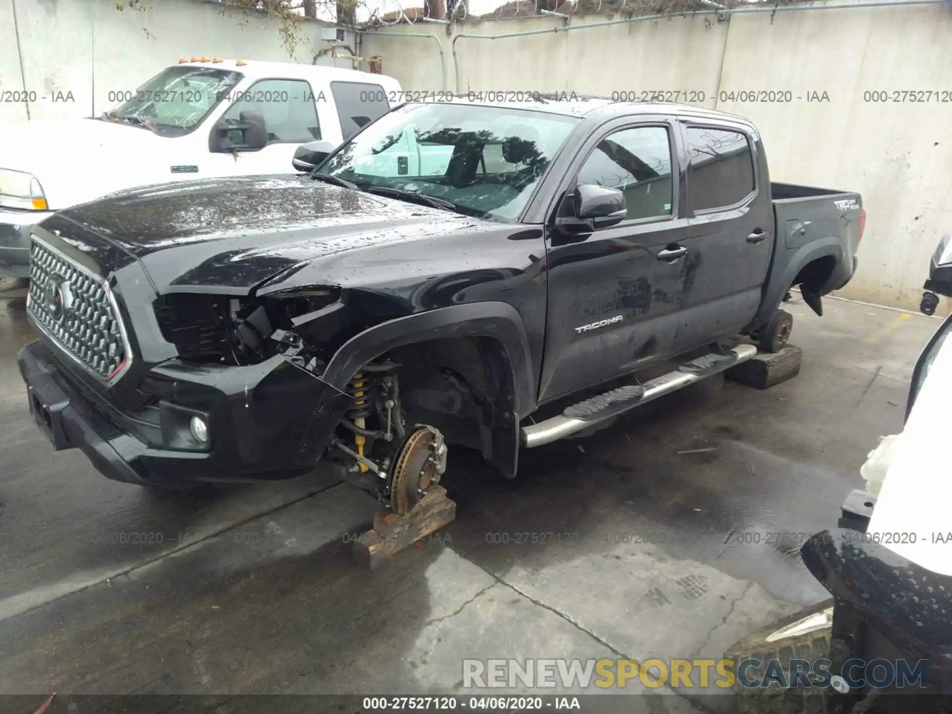 6 Photograph of a damaged car 3TMAZ5CN5KM086159 TOYOTA TACOMA 2019