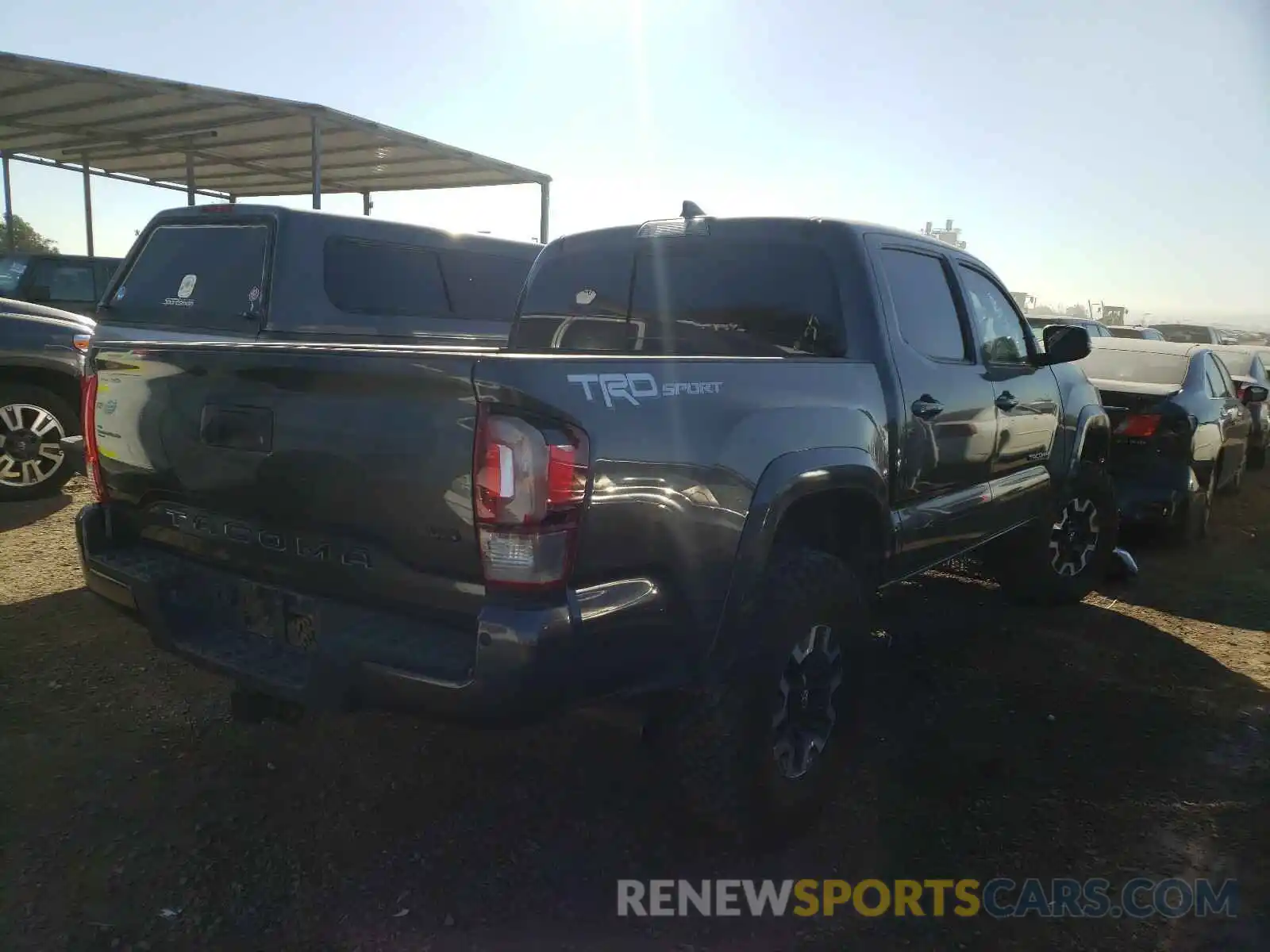 4 Фотография поврежденного автомобиля 3TMAZ5CN5KM089711 TOYOTA TACOMA 2019