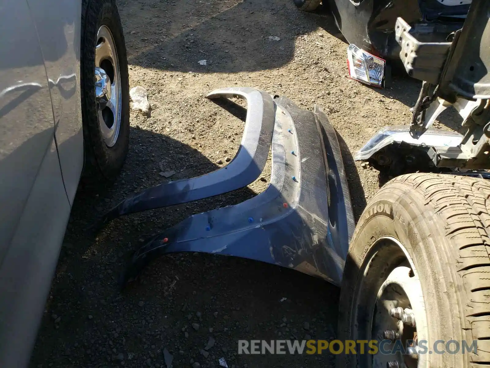 9 Photograph of a damaged car 3TMAZ5CN5KM089711 TOYOTA TACOMA 2019