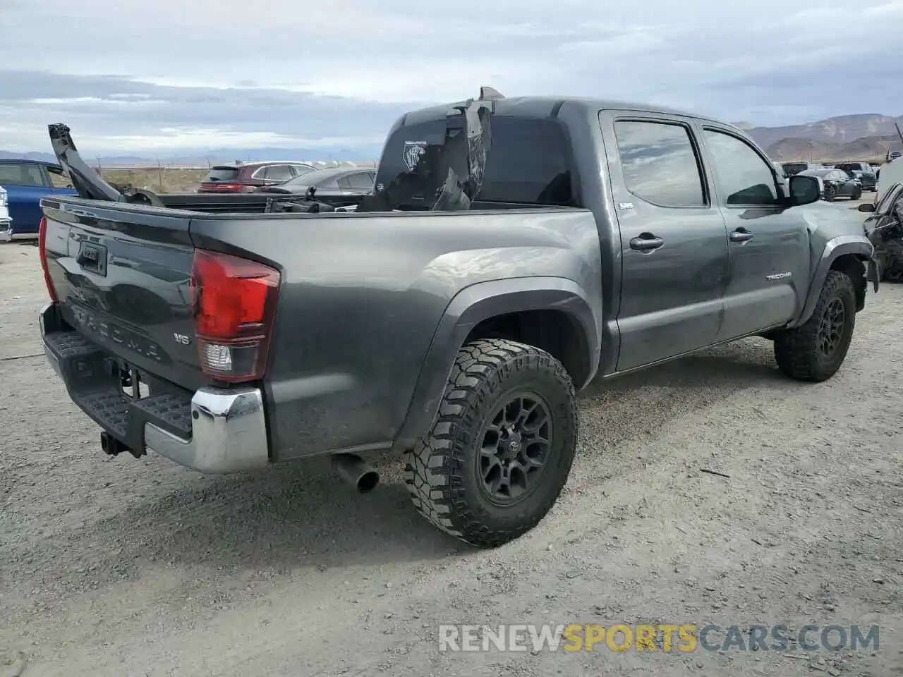 3 Photograph of a damaged car 3TMAZ5CN5KM090616 TOYOTA TACOMA 2019