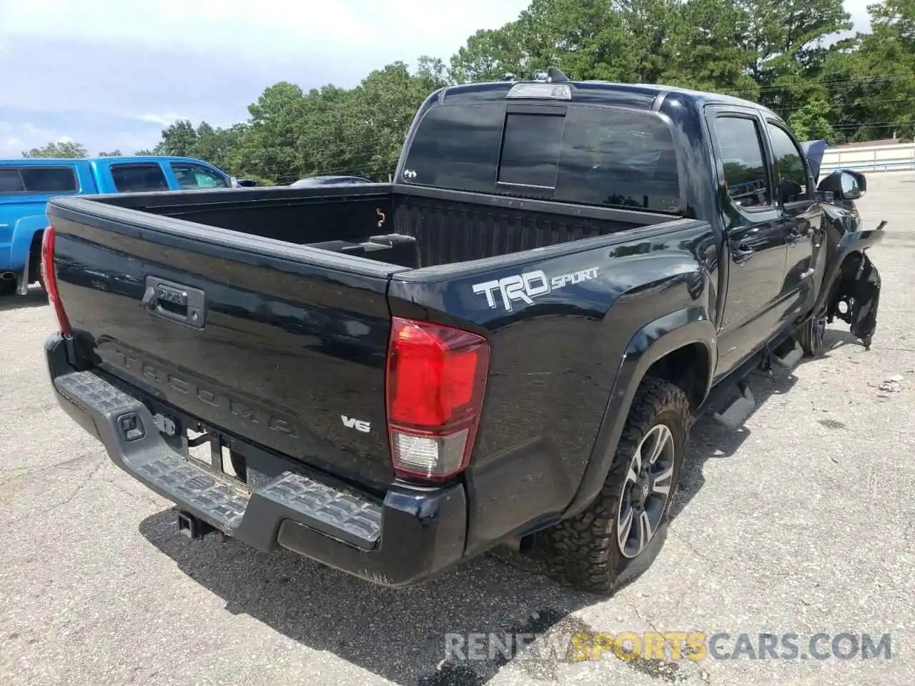 4 Photograph of a damaged car 3TMAZ5CN5KM092446 TOYOTA TACOMA 2019