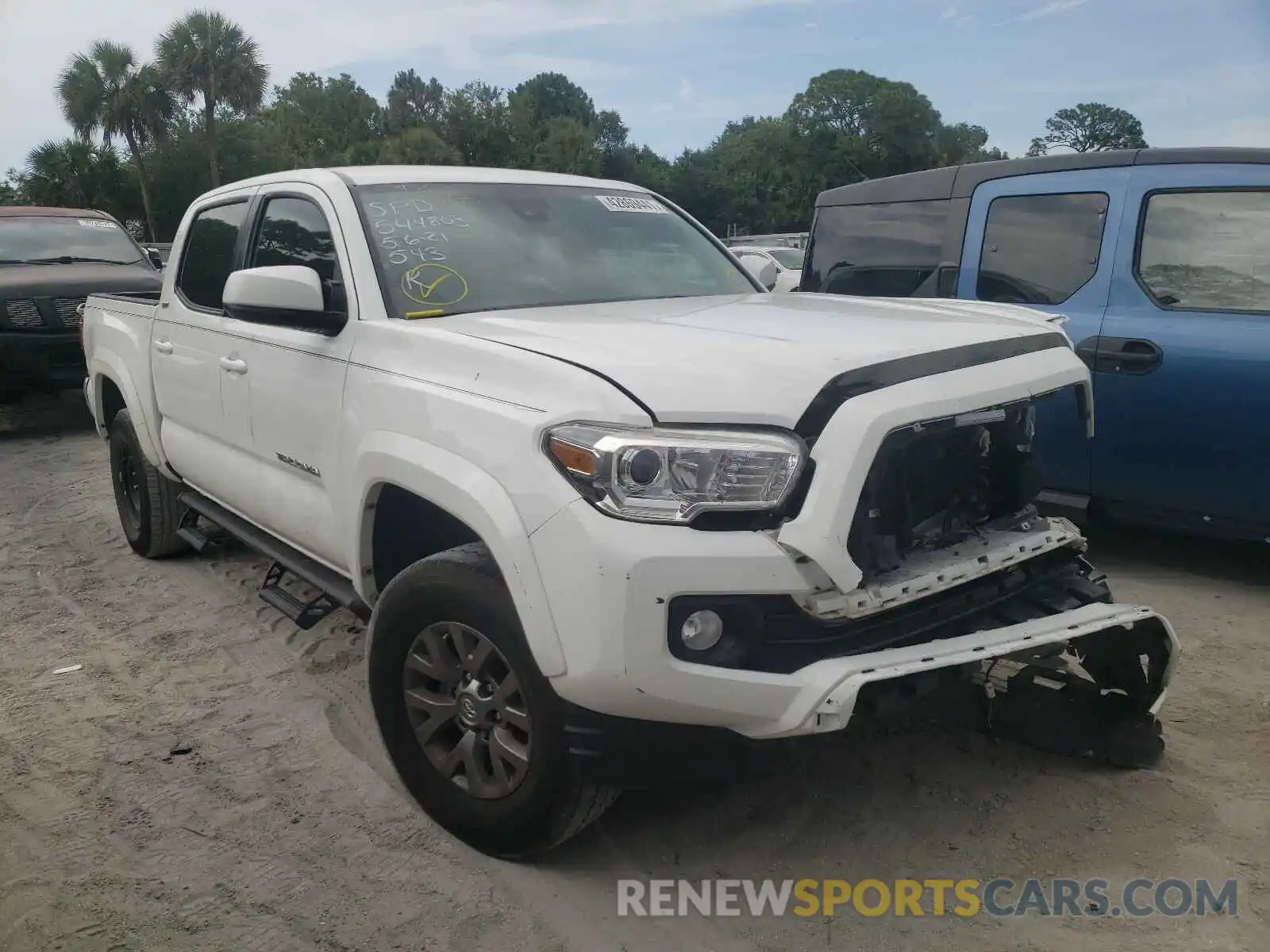 1 Photograph of a damaged car 3TMAZ5CN5KM093788 TOYOTA TACOMA 2019