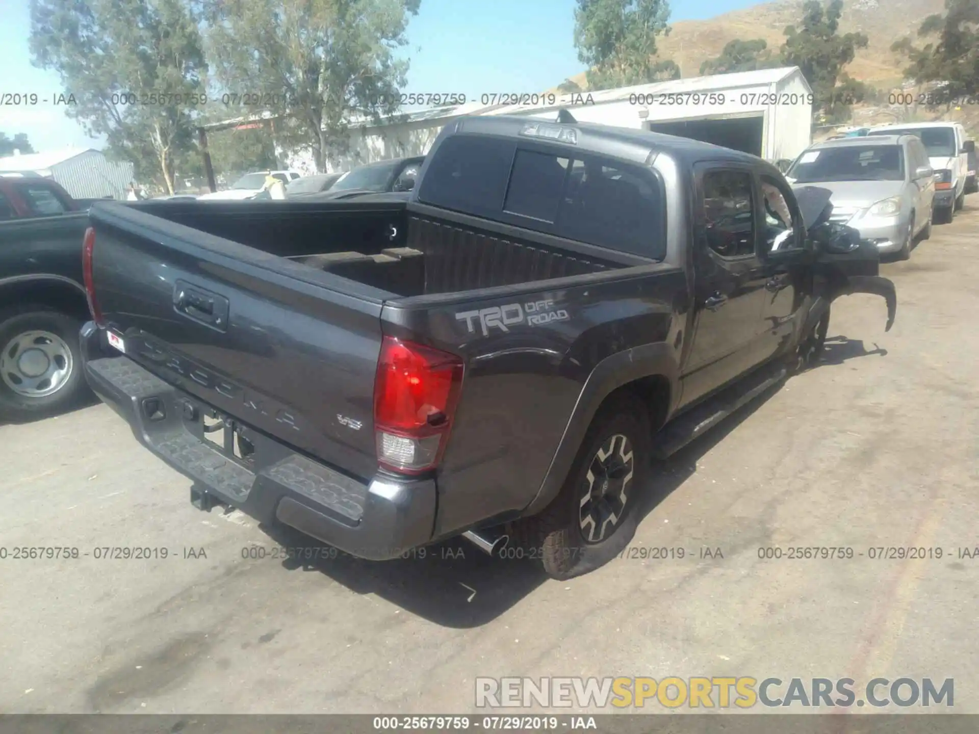 4 Фотография поврежденного автомобиля 3TMAZ5CN5KM094214 TOYOTA TACOMA 2019