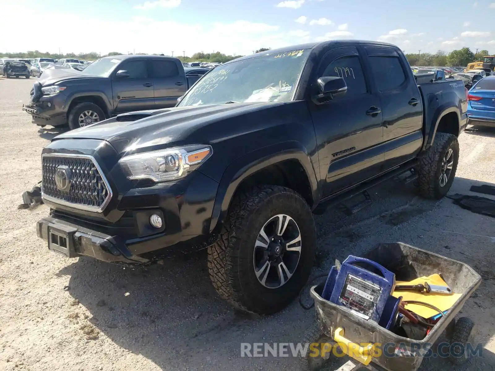 2 Photograph of a damaged car 3TMAZ5CN5KM095752 TOYOTA TACOMA 2019