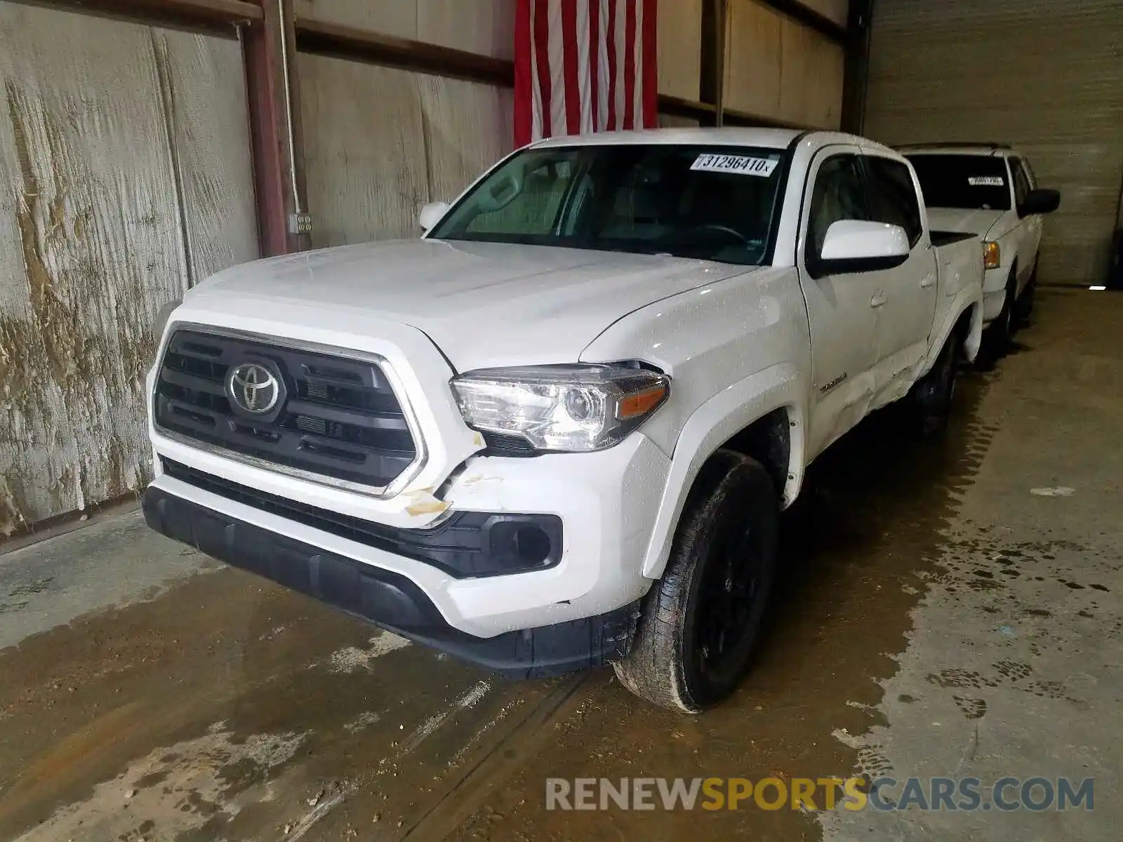 2 Photograph of a damaged car 3TMAZ5CN5KM096237 TOYOTA TACOMA 2019