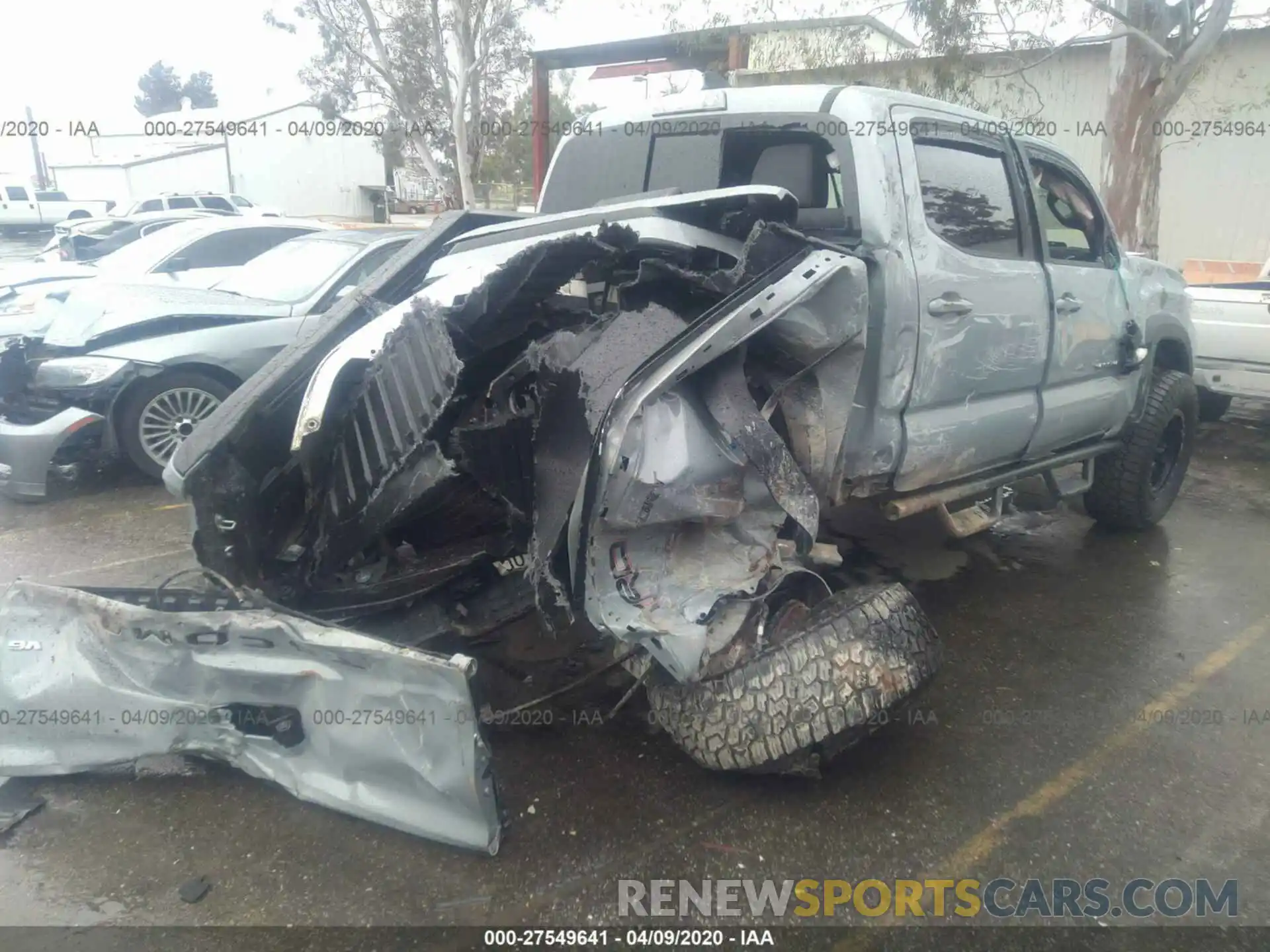 4 Фотография поврежденного автомобиля 3TMAZ5CN5KM096268 TOYOTA TACOMA 2019