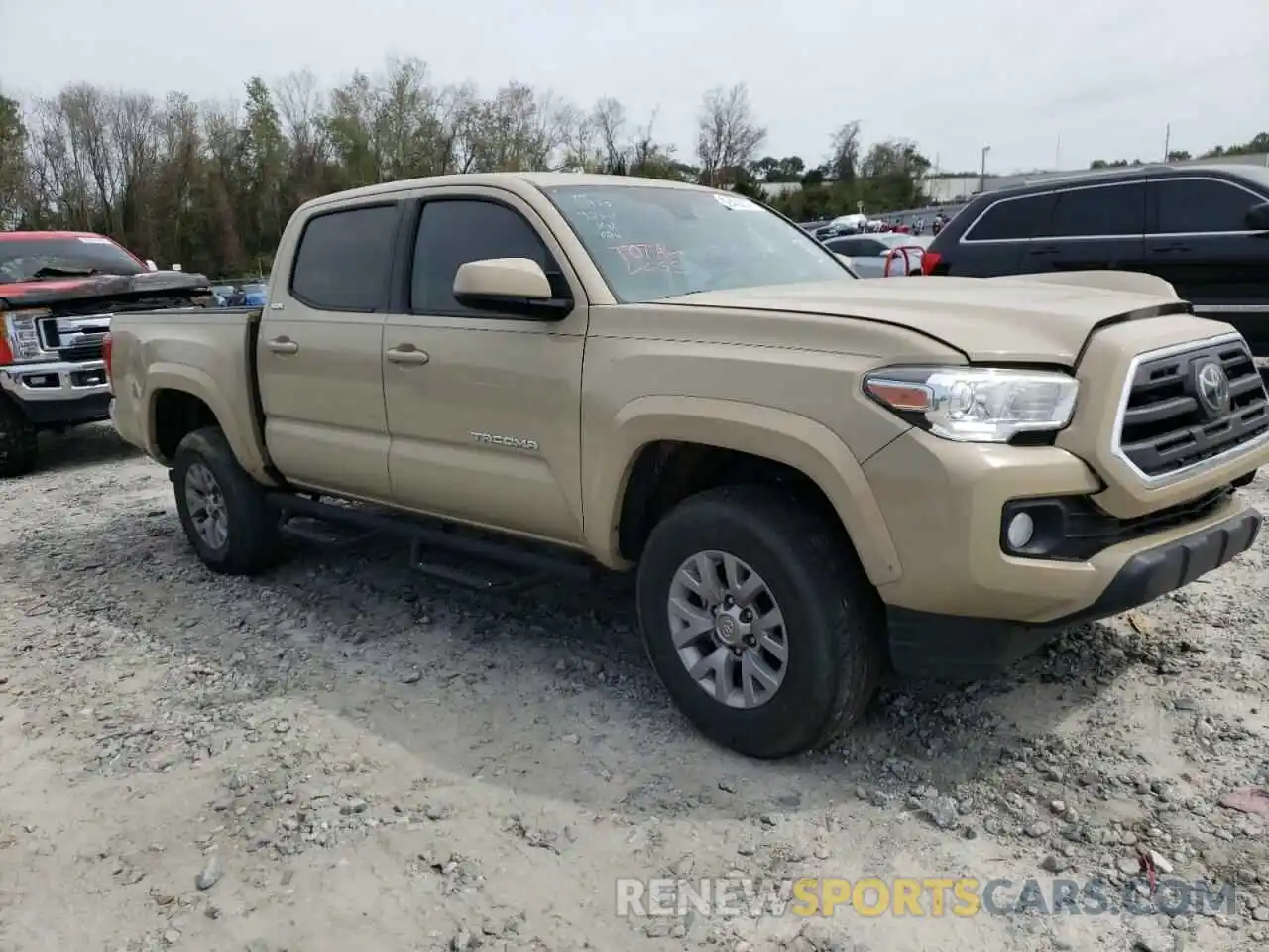 1 Photograph of a damaged car 3TMAZ5CN5KM101534 TOYOTA TACOMA 2019