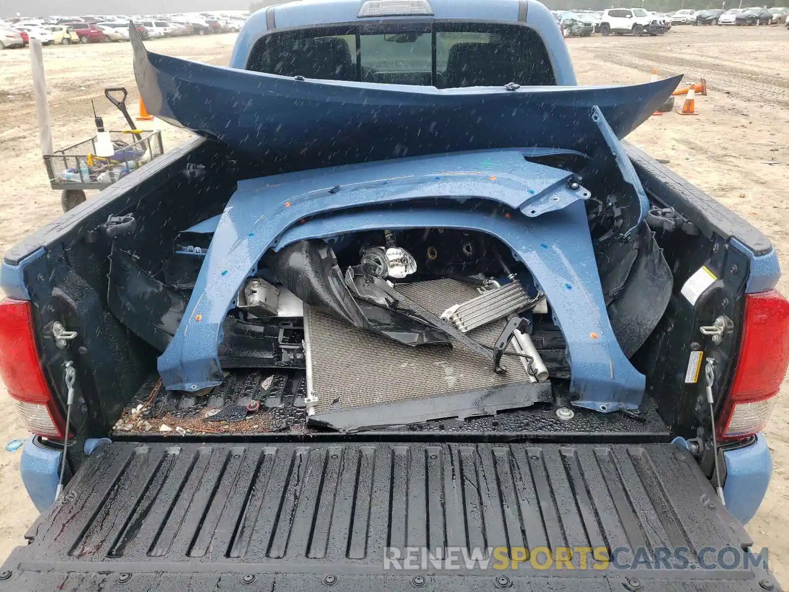 9 Photograph of a damaged car 3TMAZ5CN5KM107611 TOYOTA TACOMA 2019