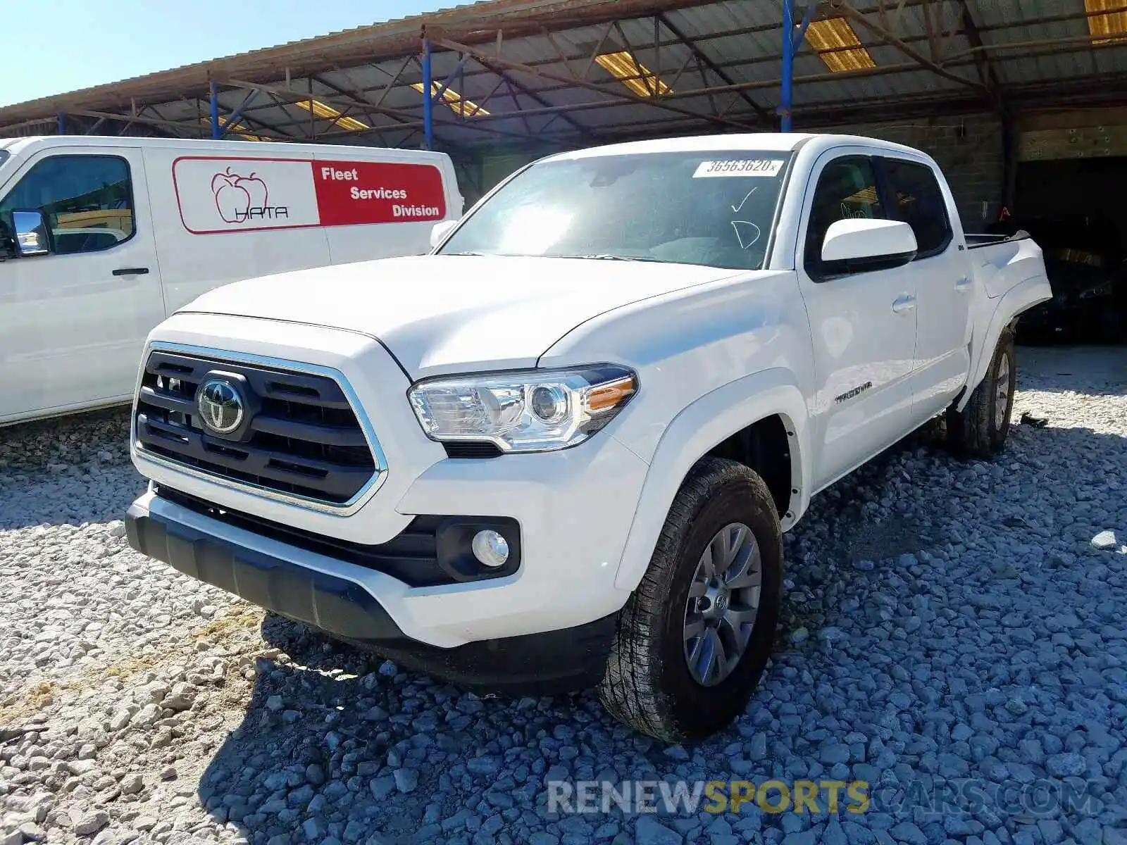 2 Фотография поврежденного автомобиля 3TMAZ5CN5KM108385 TOYOTA TACOMA 2019