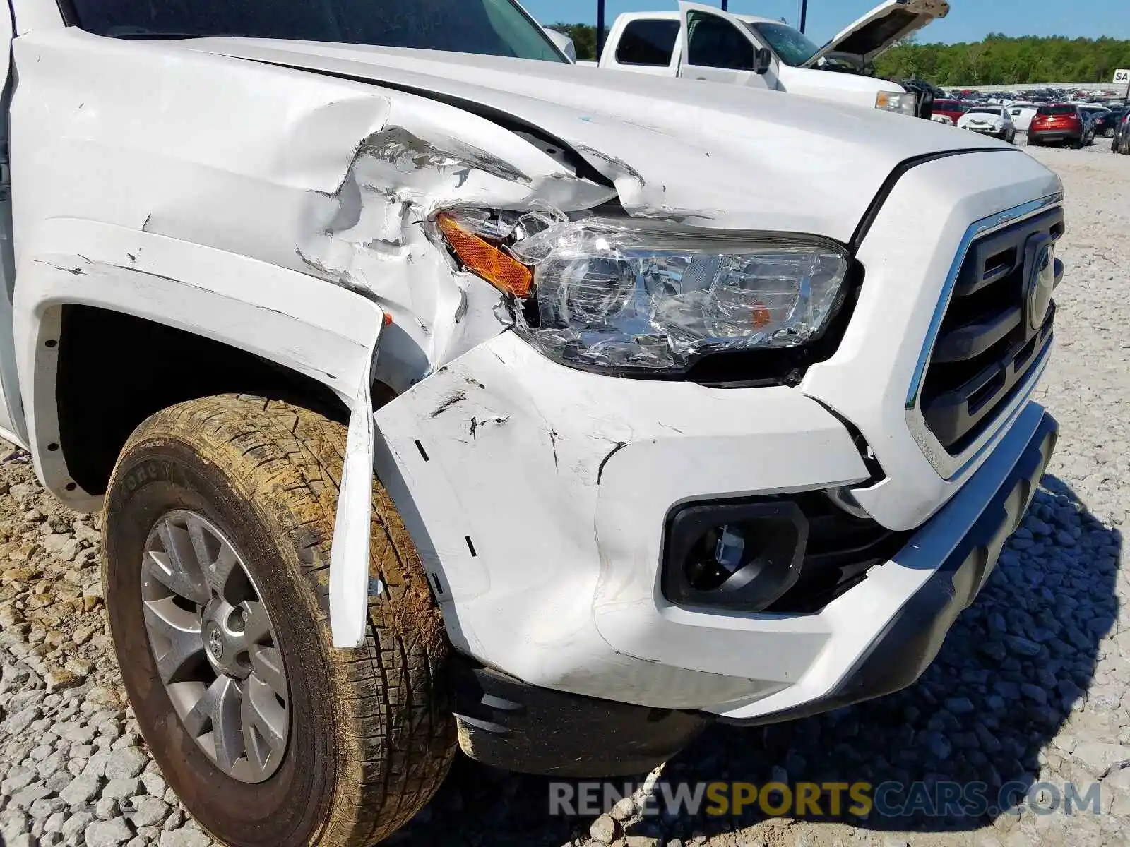 9 Фотография поврежденного автомобиля 3TMAZ5CN5KM108385 TOYOTA TACOMA 2019