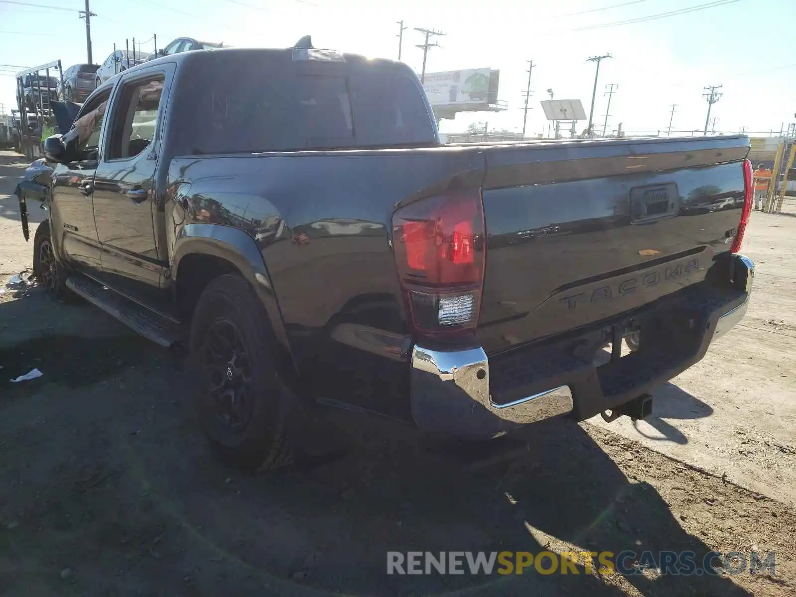 3 Photograph of a damaged car 3TMAZ5CN5KM109830 TOYOTA TACOMA 2019