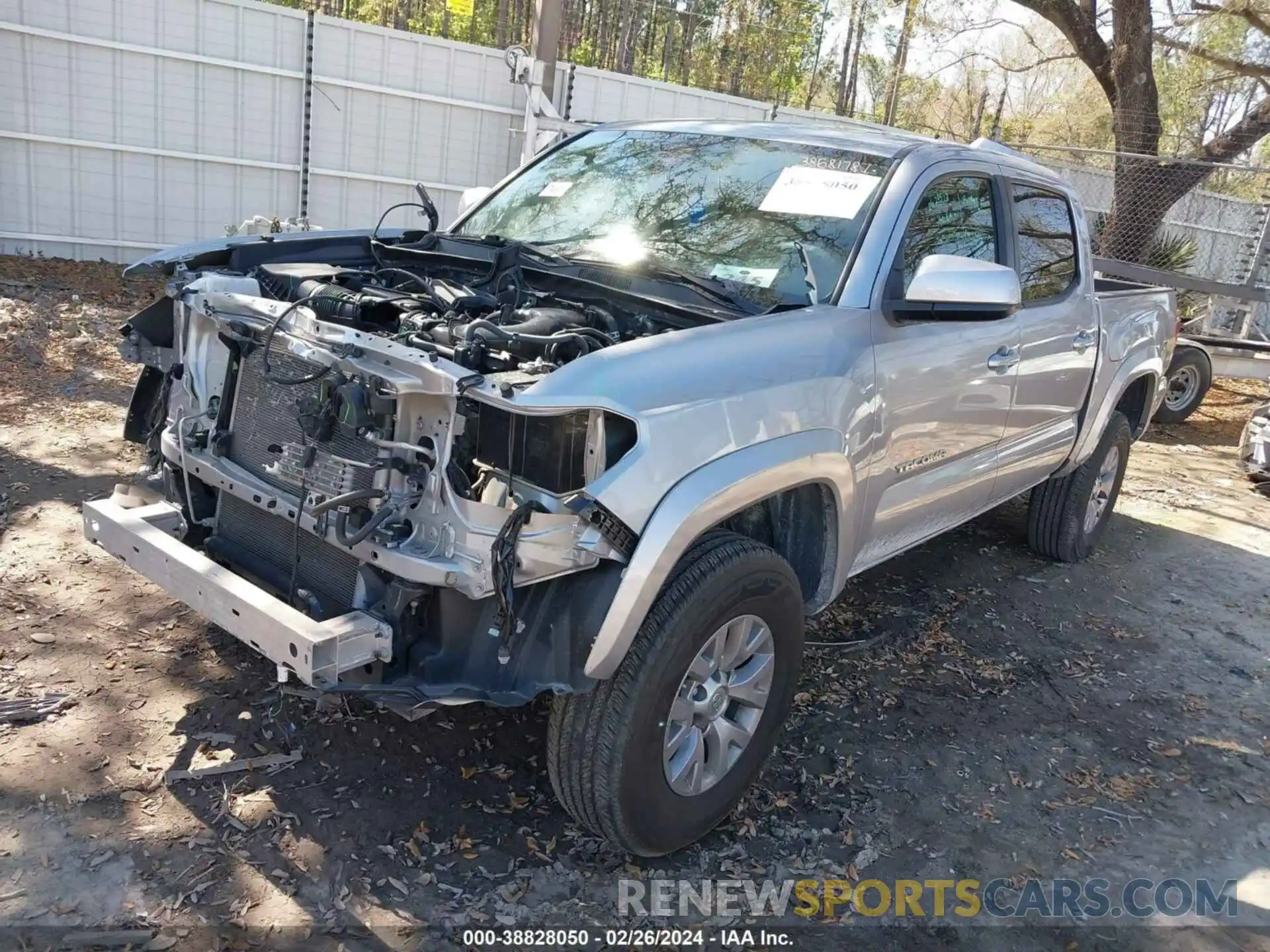 2 Photograph of a damaged car 3TMAZ5CN5KM111139 TOYOTA TACOMA 2019