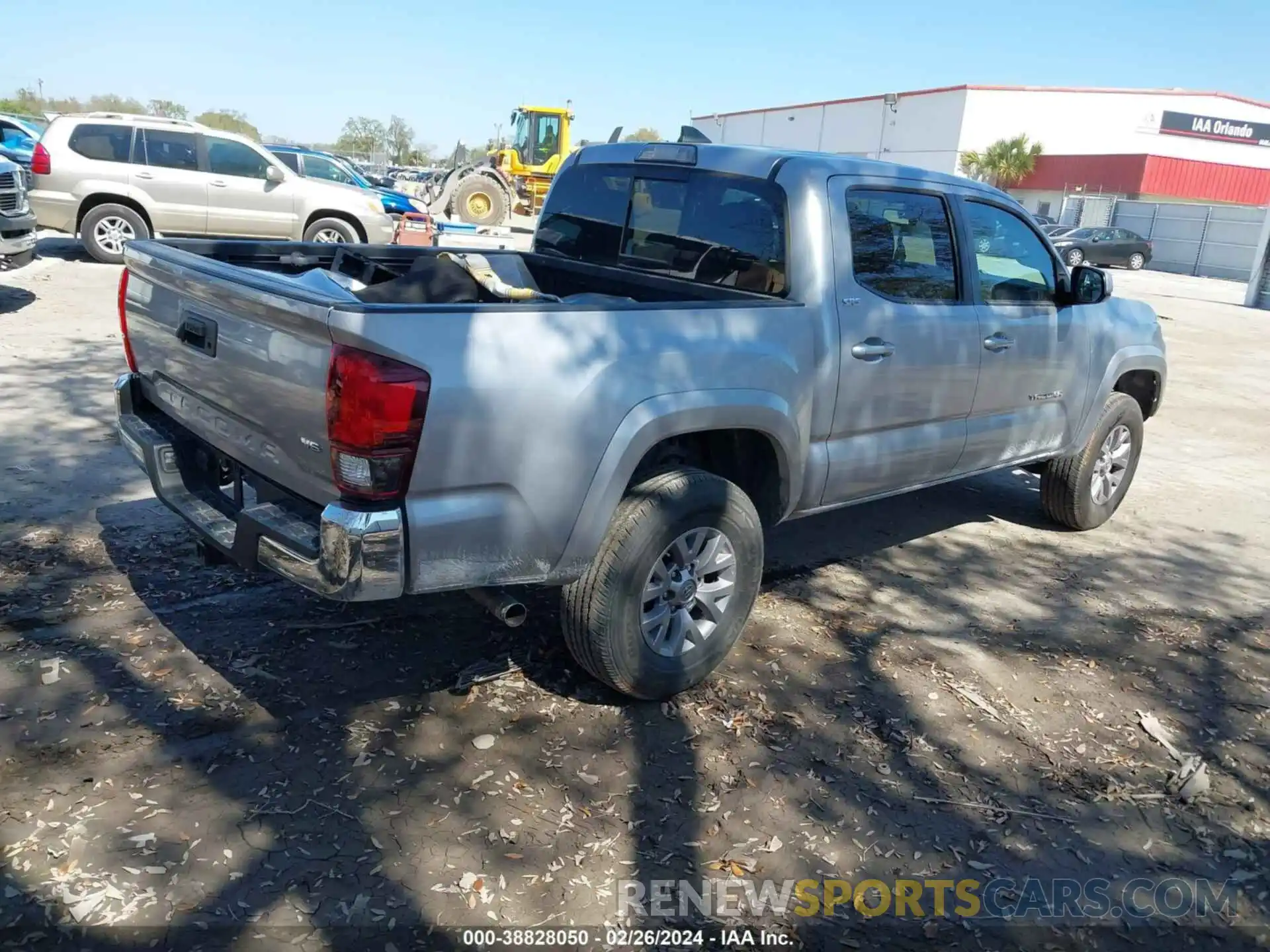 4 Фотография поврежденного автомобиля 3TMAZ5CN5KM111139 TOYOTA TACOMA 2019