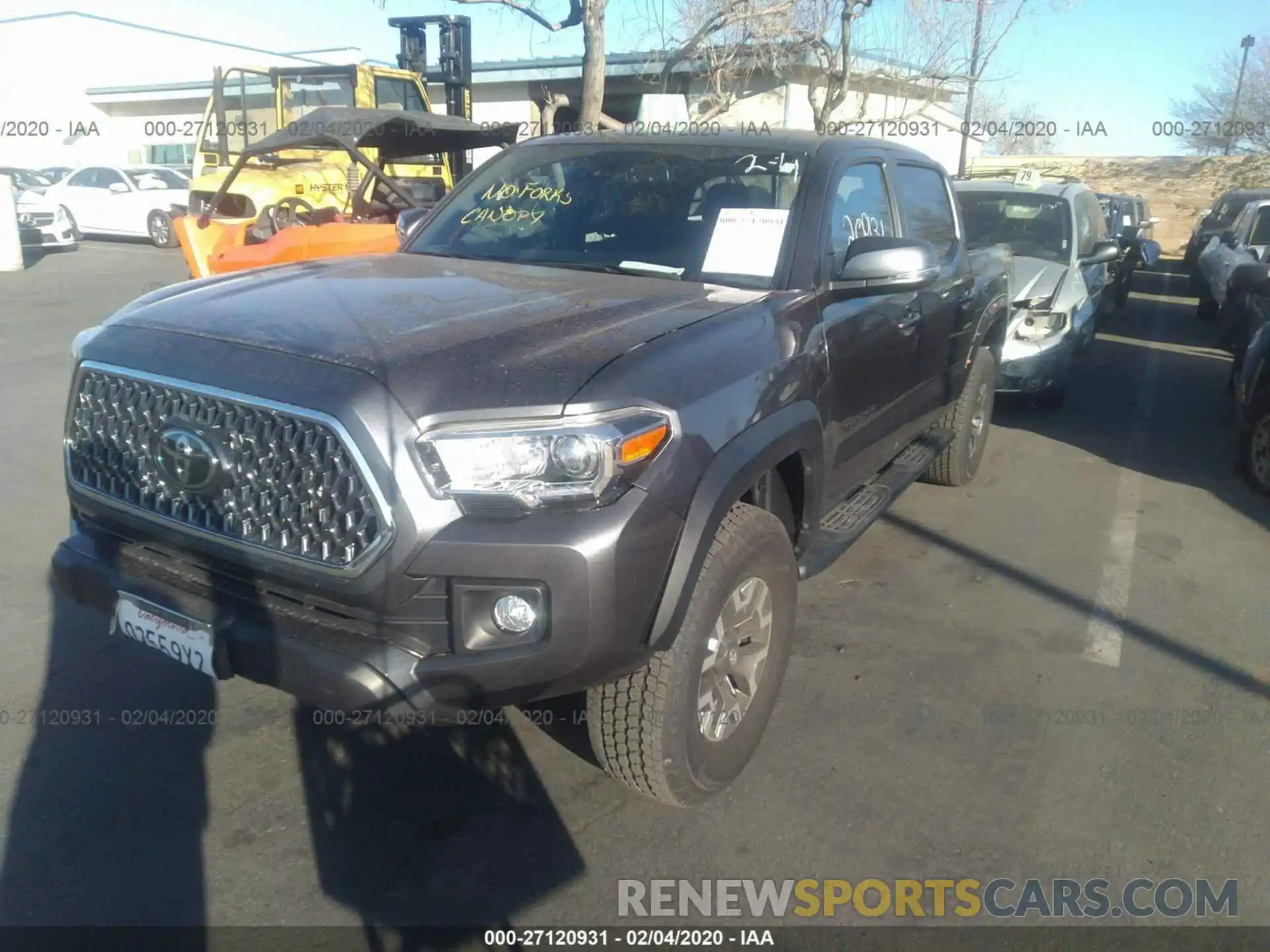 2 Photograph of a damaged car 3TMAZ5CN5KM112629 TOYOTA TACOMA 2019