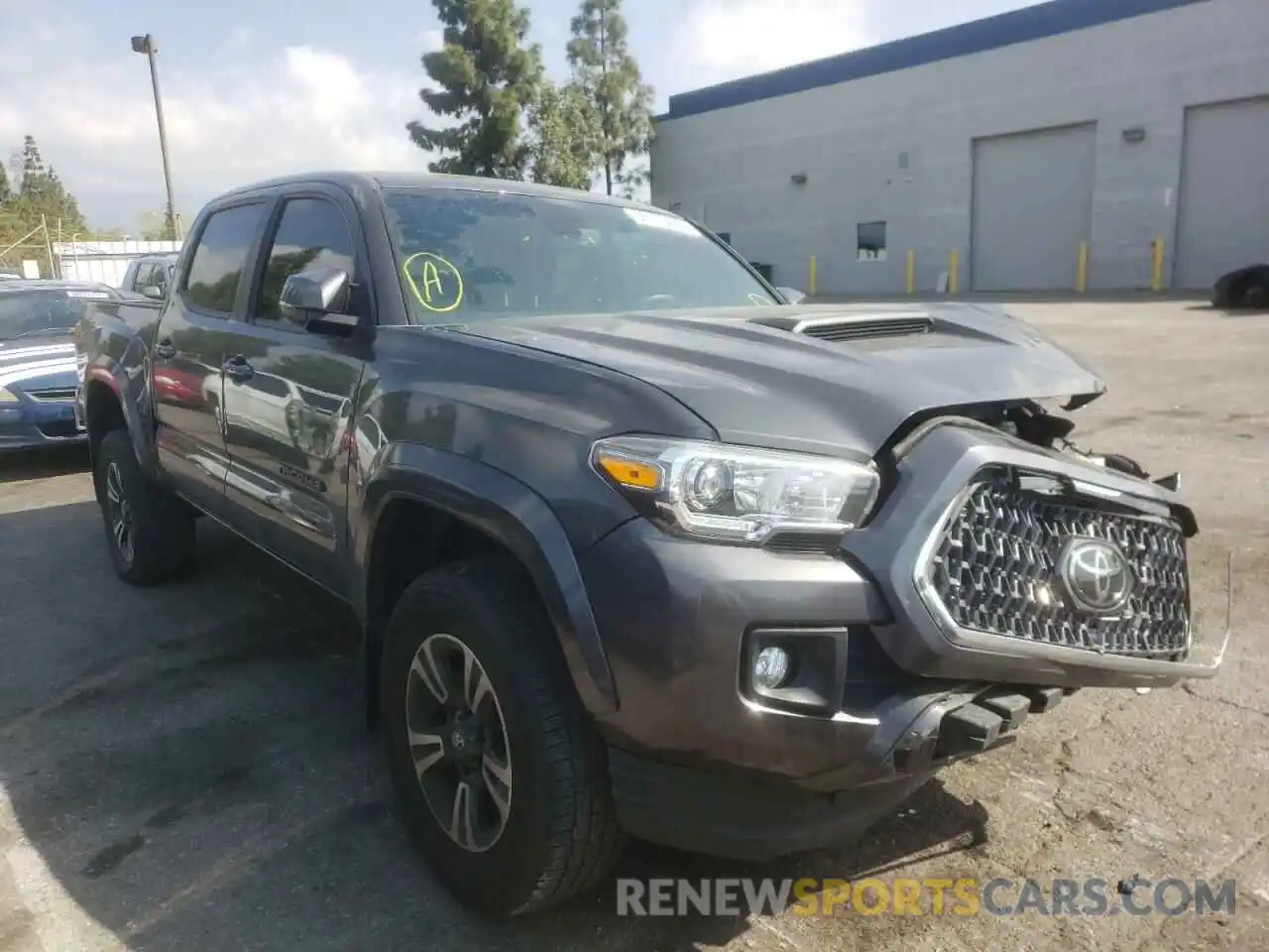 1 Photograph of a damaged car 3TMAZ5CN5KM113845 TOYOTA TACOMA 2019