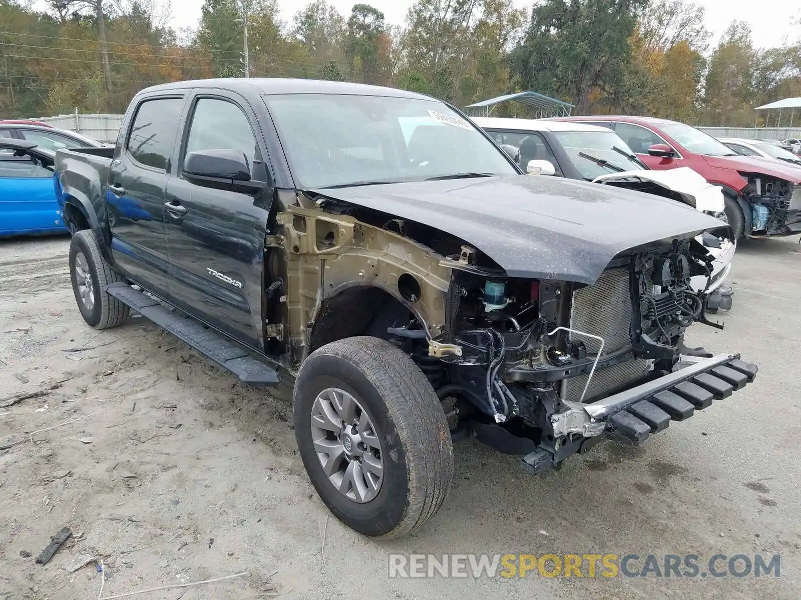 1 Photograph of a damaged car 3TMAZ5CN6KM079723 TOYOTA TACOMA 2019