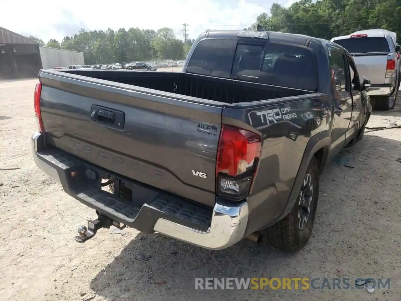 4 Photograph of a damaged car 3TMAZ5CN6KM081522 TOYOTA TACOMA 2019