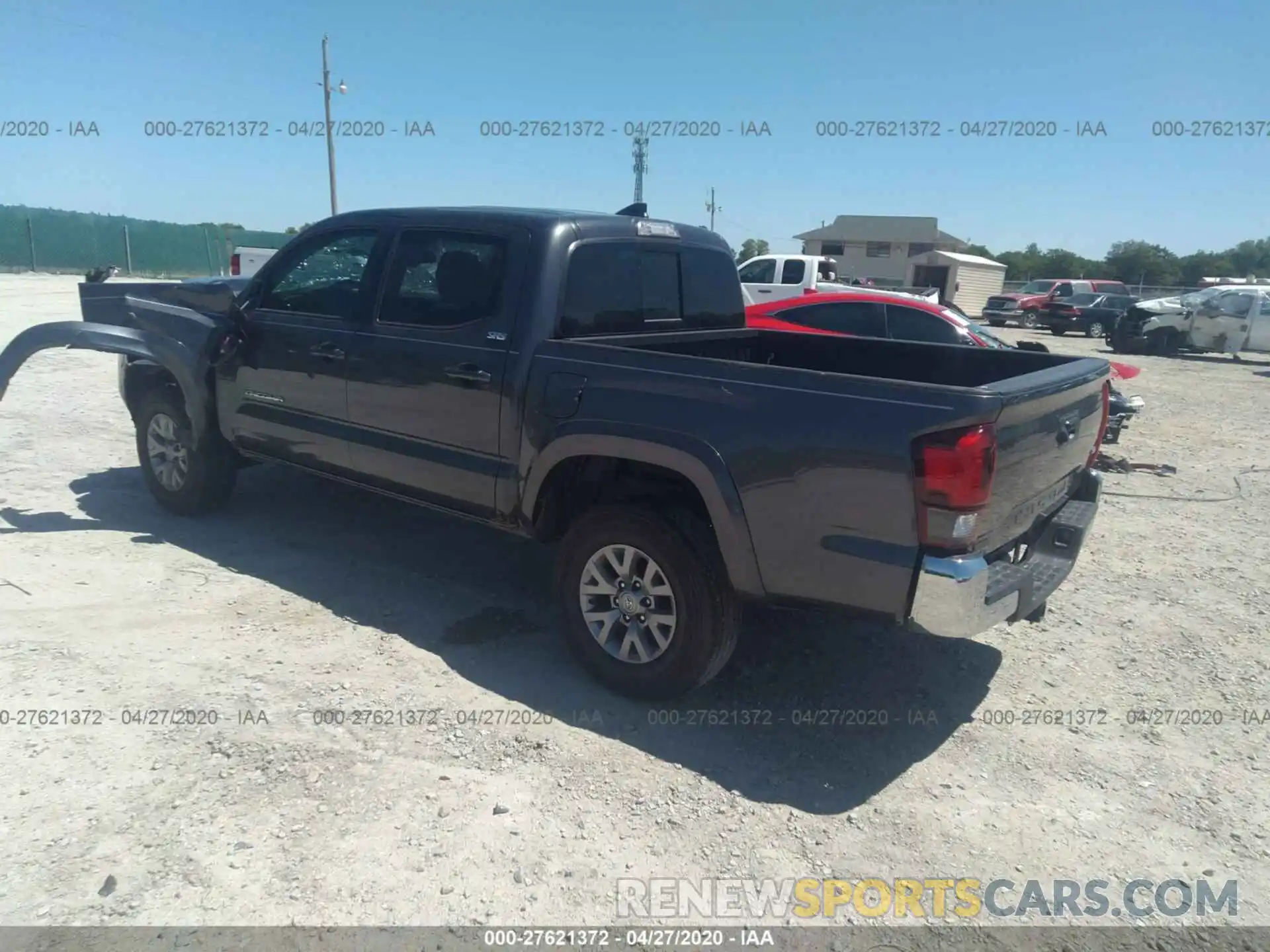 3 Photograph of a damaged car 3TMAZ5CN6KM081990 TOYOTA TACOMA 2019