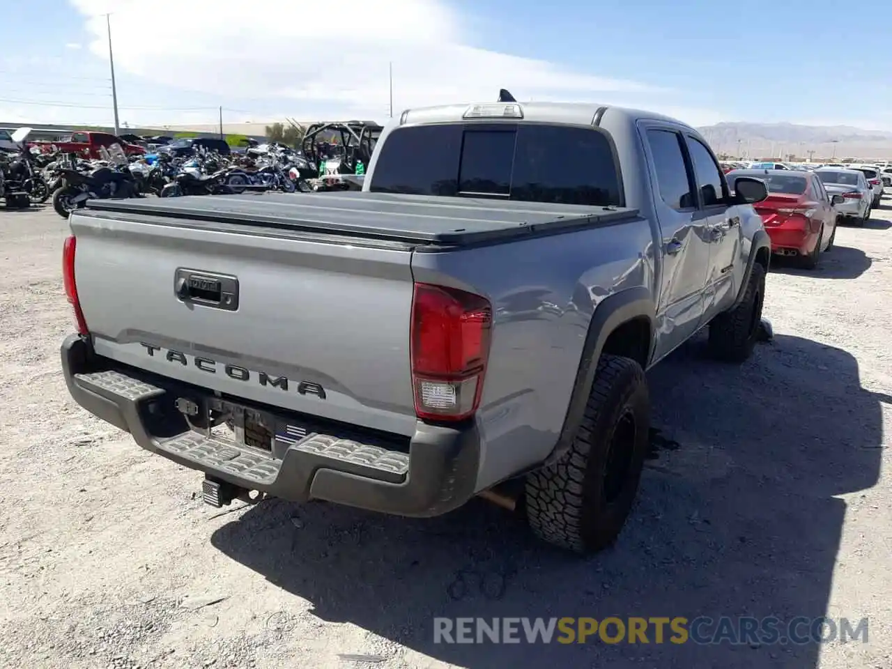 4 Photograph of a damaged car 3TMAZ5CN6KM082041 TOYOTA TACOMA 2019