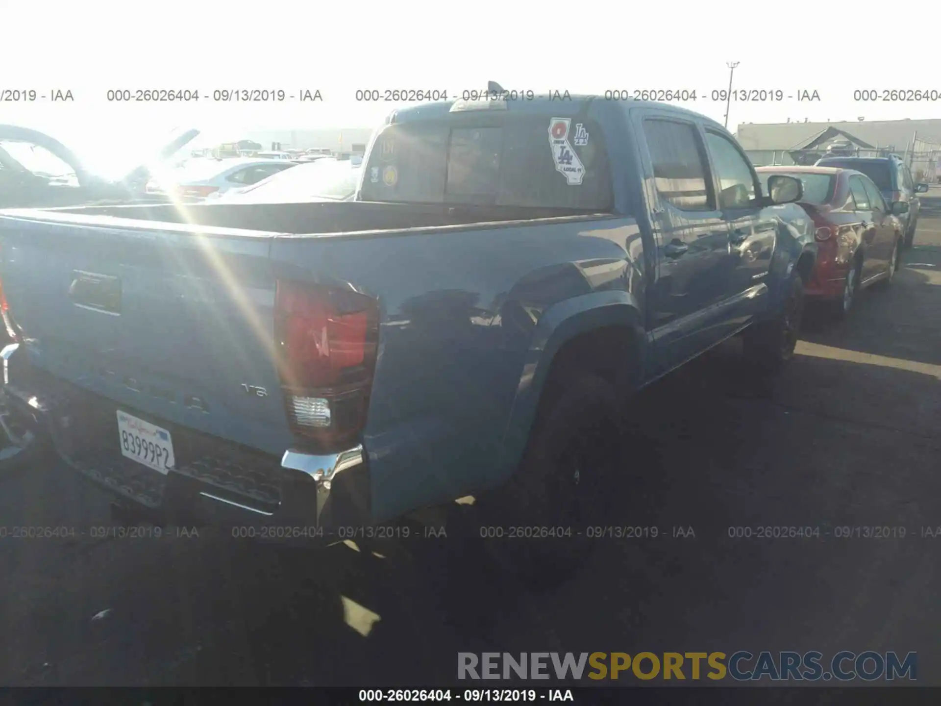 4 Фотография поврежденного автомобиля 3TMAZ5CN6KM082962 TOYOTA TACOMA 2019