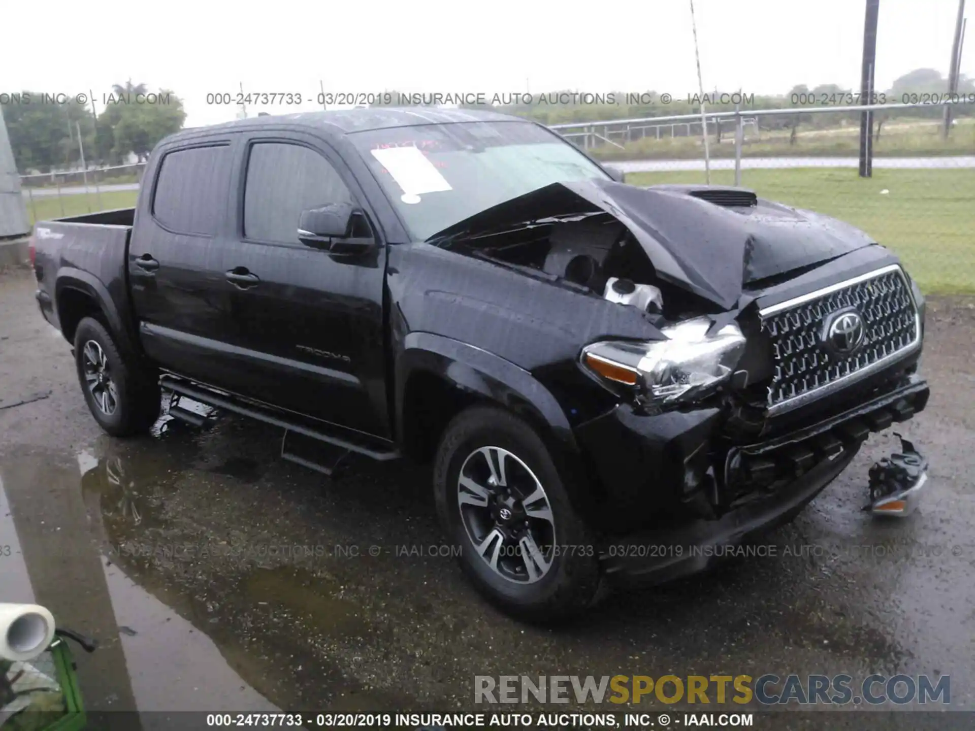 1 Photograph of a damaged car 3TMAZ5CN6KM083934 TOYOTA TACOMA 2019