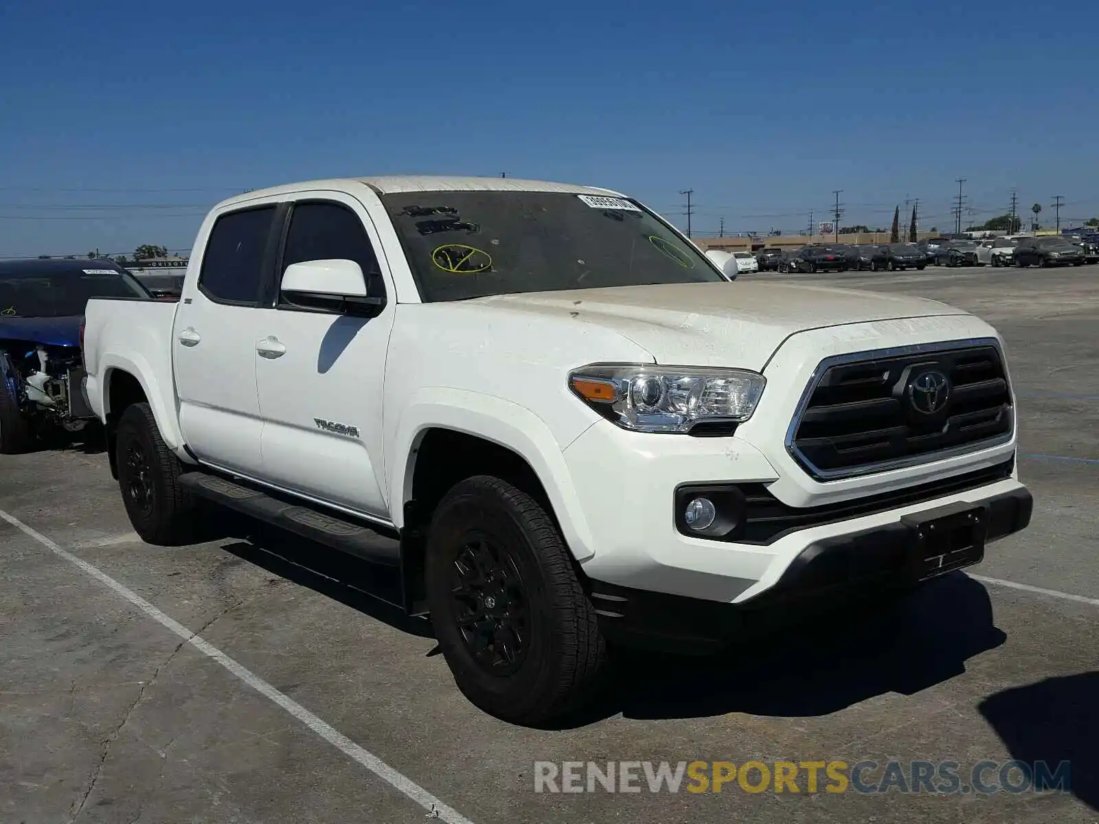 1 Photograph of a damaged car 3TMAZ5CN6KM087742 TOYOTA TACOMA 2019