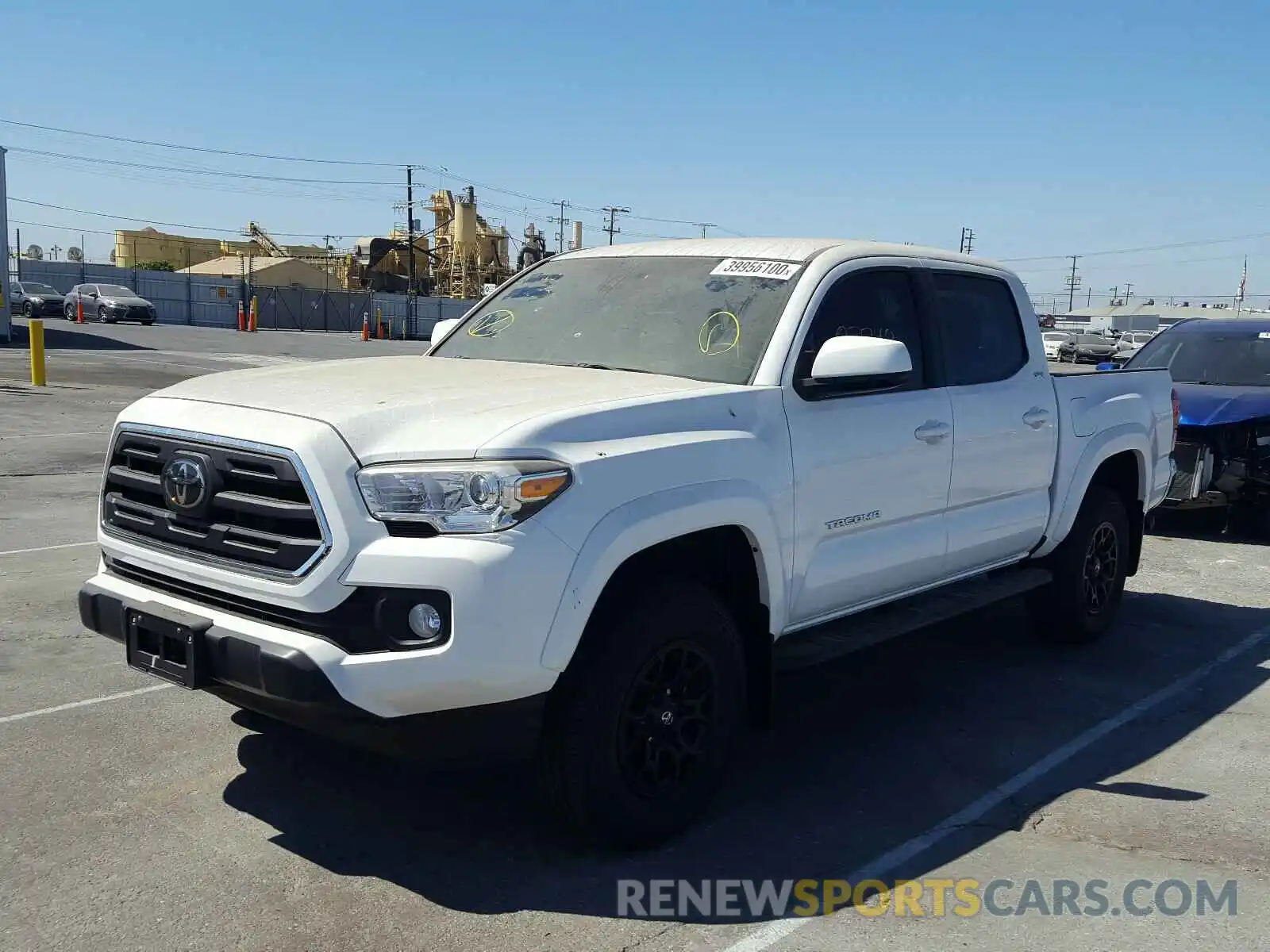 2 Photograph of a damaged car 3TMAZ5CN6KM087742 TOYOTA TACOMA 2019