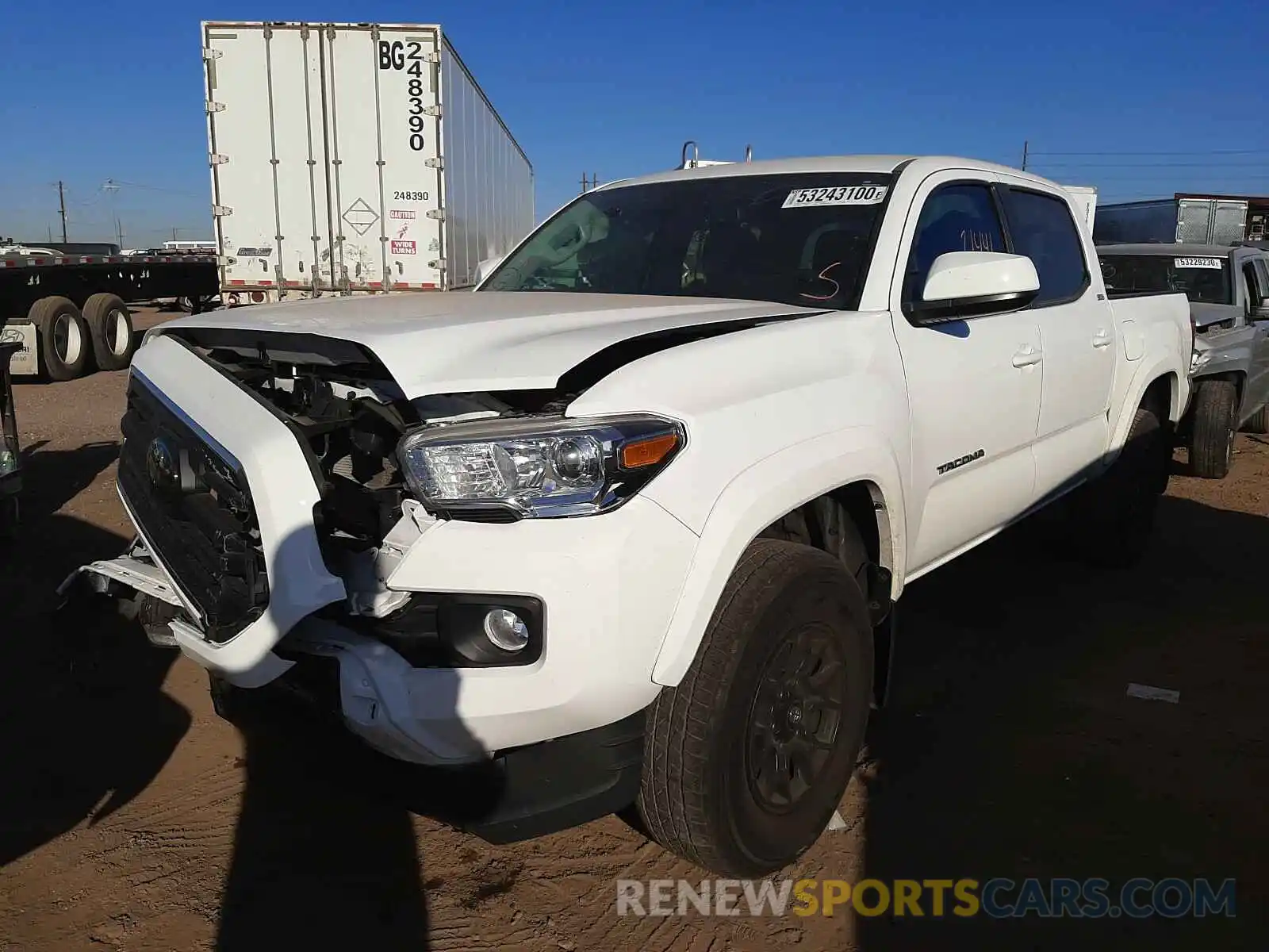 2 Photograph of a damaged car 3TMAZ5CN6KM088051 TOYOTA TACOMA 2019