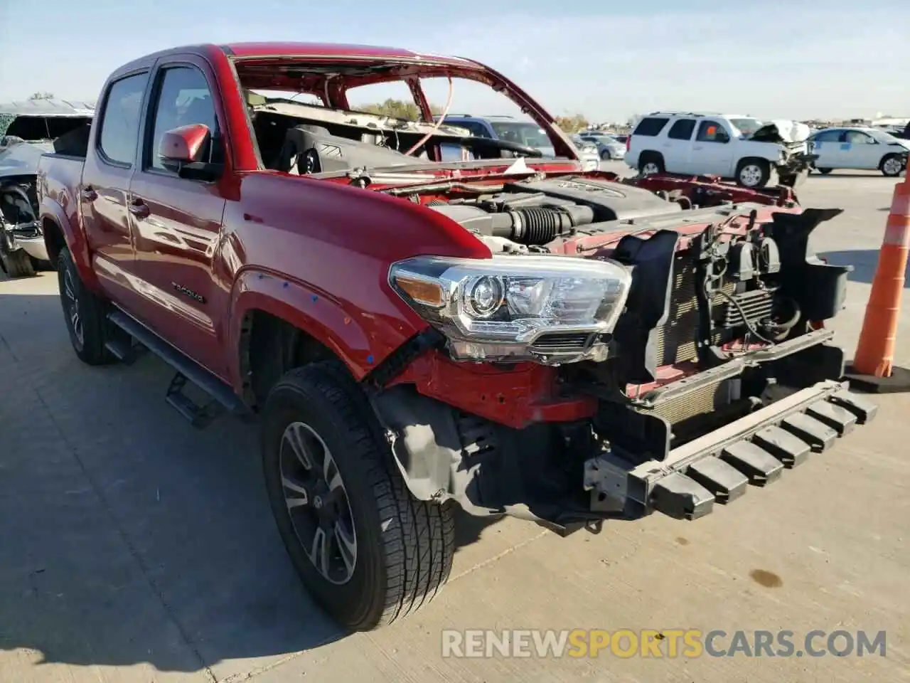 1 Photograph of a damaged car 3TMAZ5CN6KM093735 TOYOTA TACOMA 2019