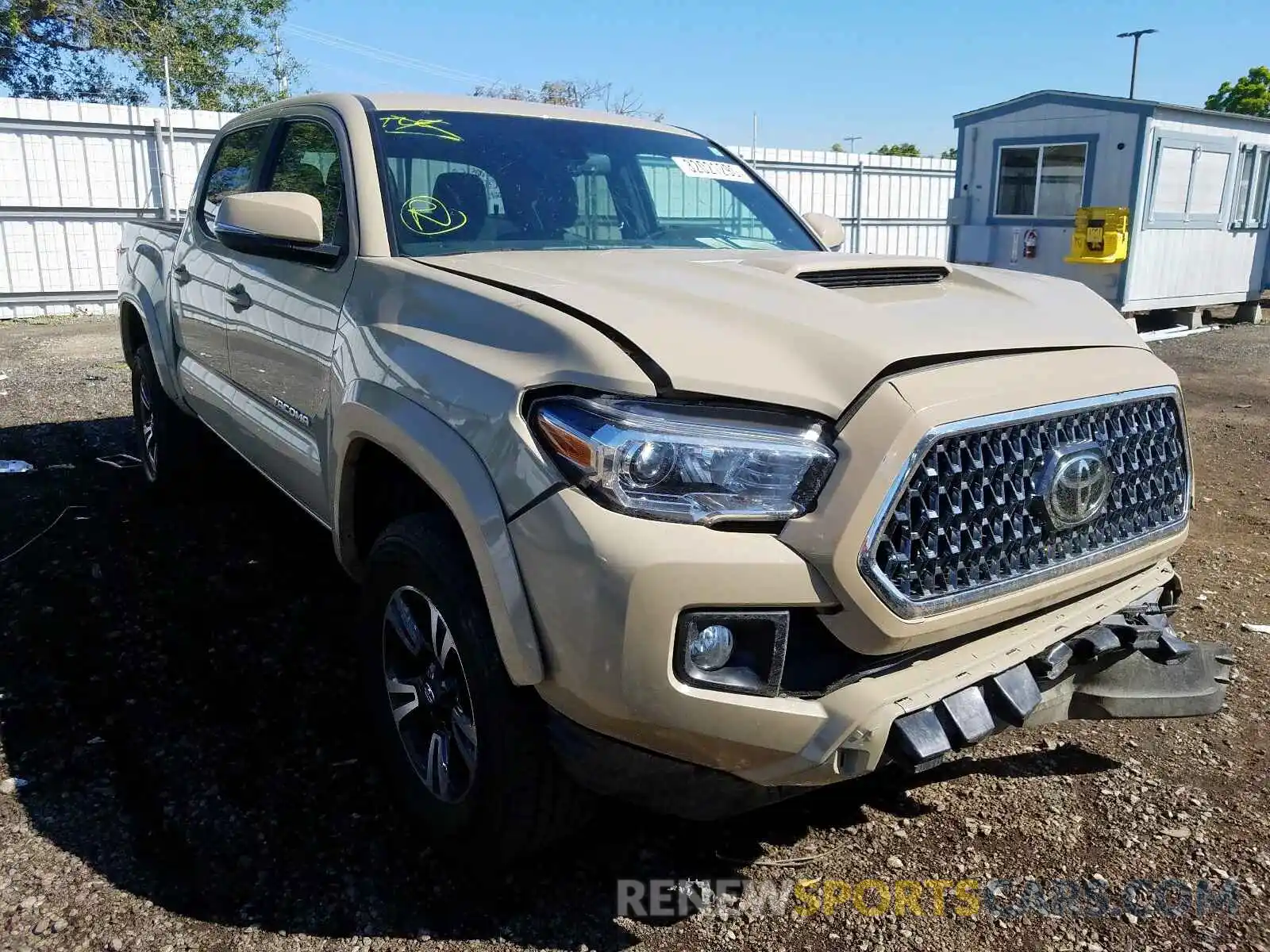 1 Photograph of a damaged car 3TMAZ5CN6KM100067 TOYOTA TACOMA 2019