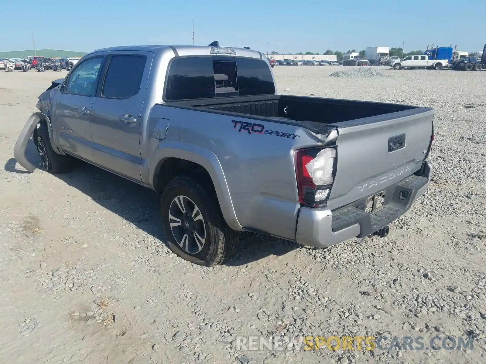 3 Photograph of a damaged car 3TMAZ5CN6KM102529 TOYOTA TACOMA 2019