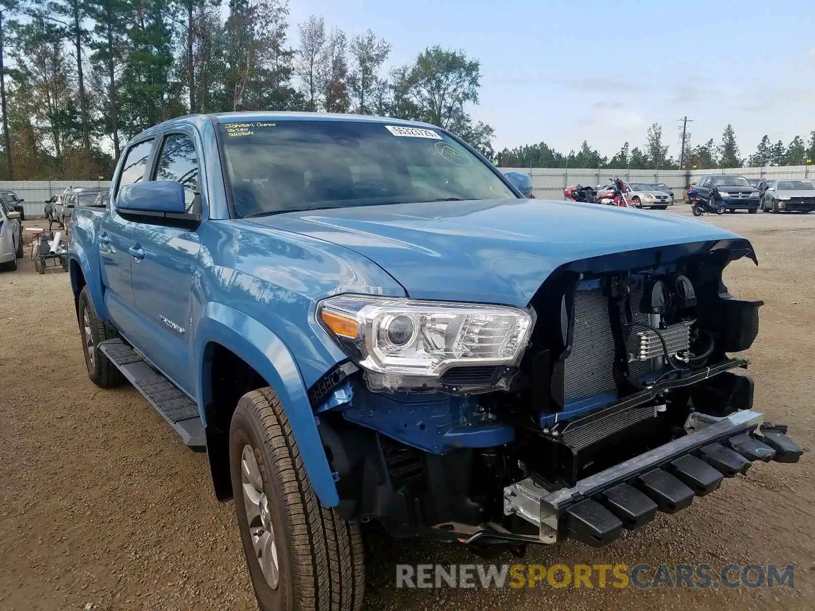 1 Photograph of a damaged car 3TMAZ5CN6KM106371 TOYOTA TACOMA 2019