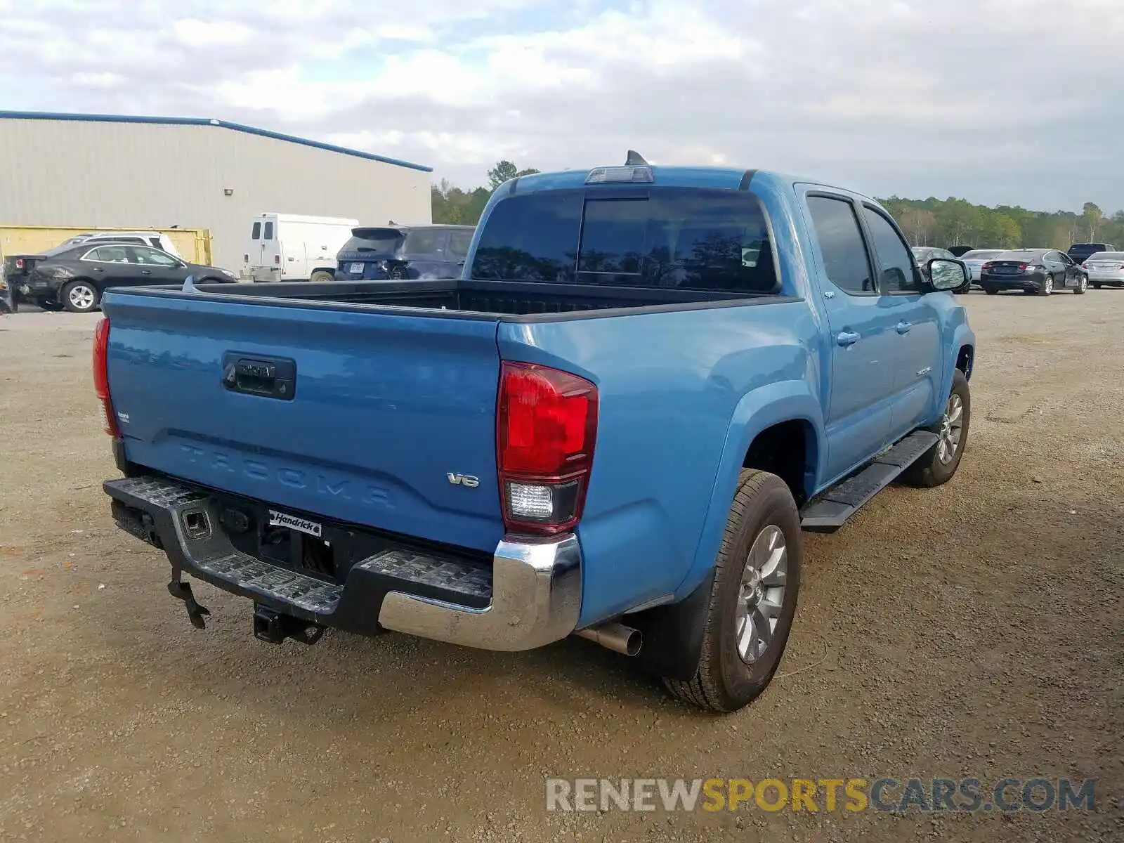 4 Photograph of a damaged car 3TMAZ5CN6KM106371 TOYOTA TACOMA 2019