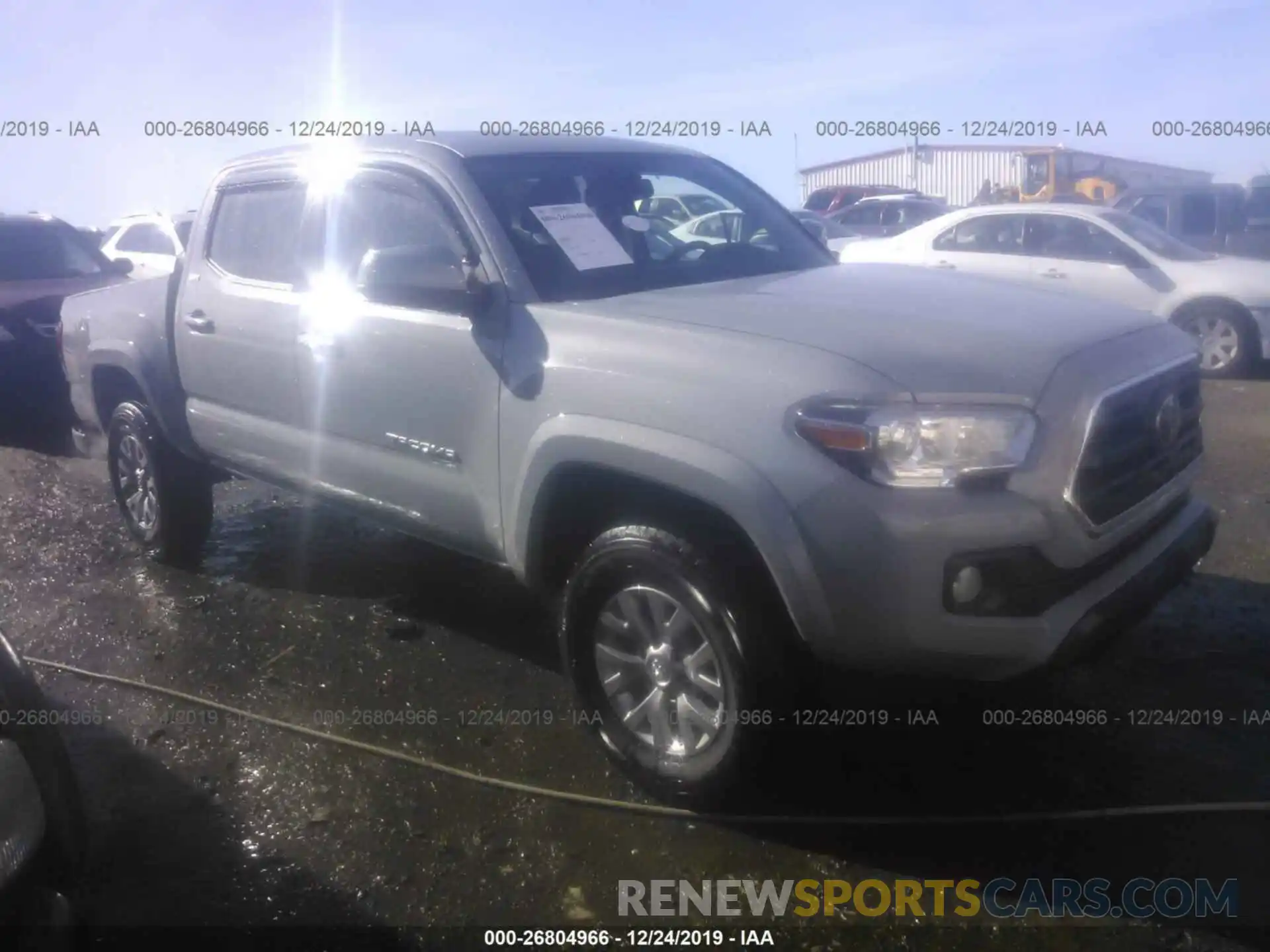 1 Фотография поврежденного автомобиля 3TMAZ5CN6KM108489 TOYOTA TACOMA 2019