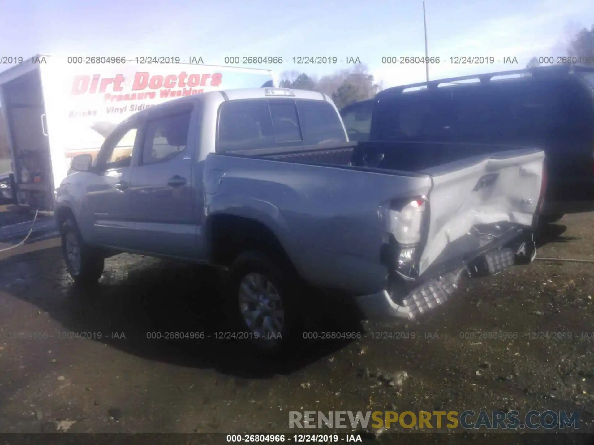 3 Photograph of a damaged car 3TMAZ5CN6KM108489 TOYOTA TACOMA 2019