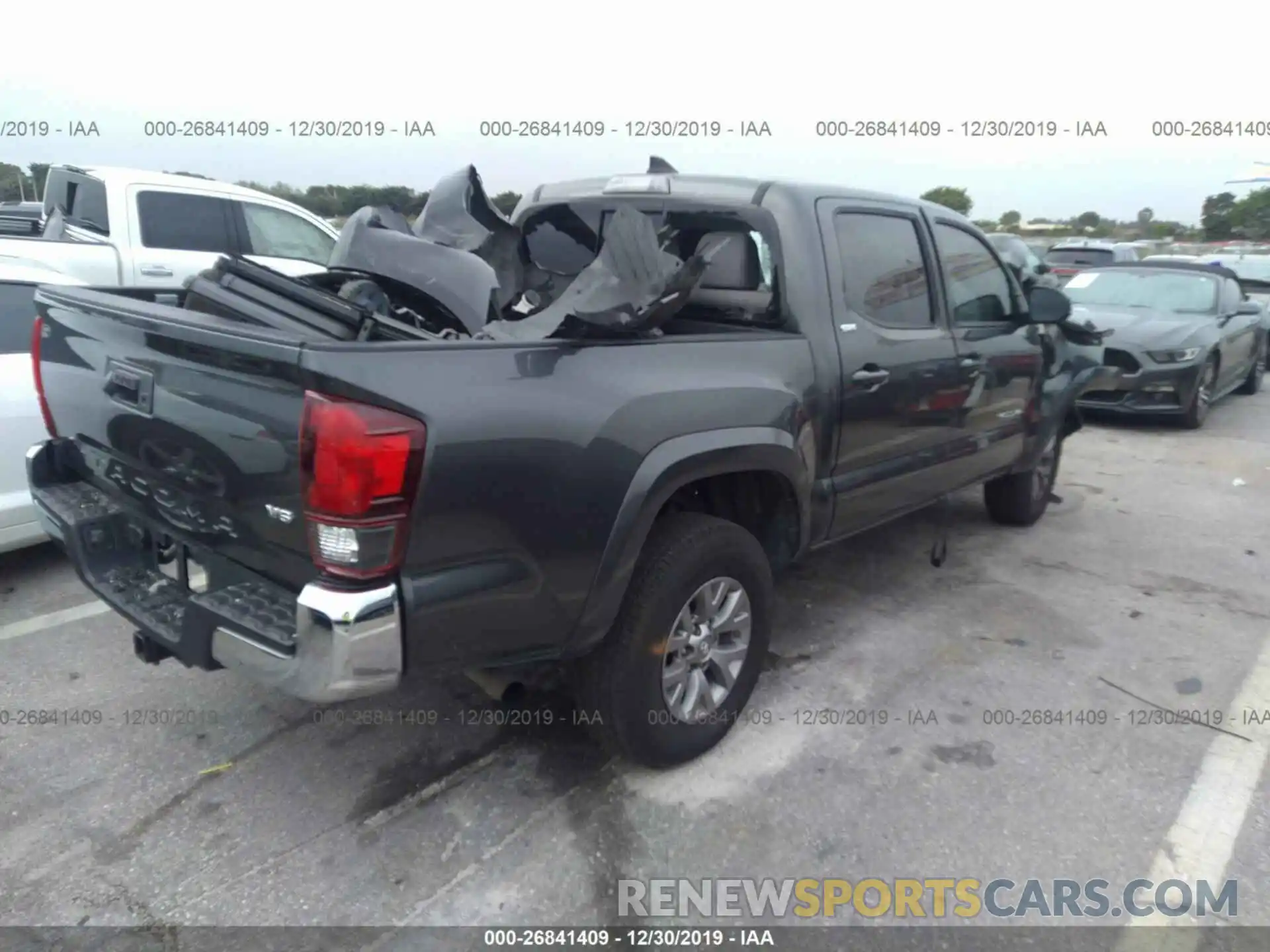 4 Фотография поврежденного автомобиля 3TMAZ5CN6KM109657 TOYOTA TACOMA 2019