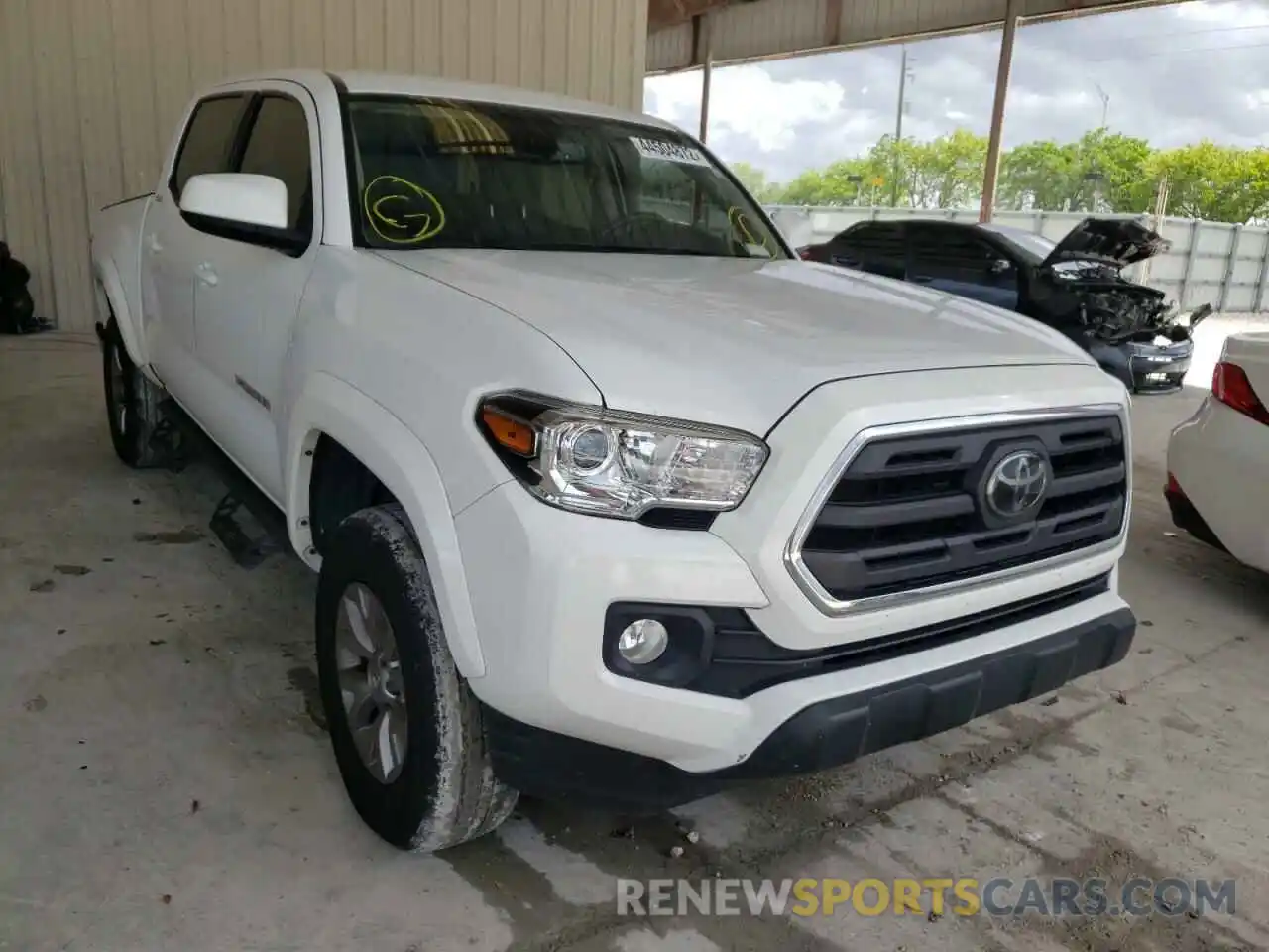 1 Фотография поврежденного автомобиля 3TMAZ5CN6KM111229 TOYOTA TACOMA 2019