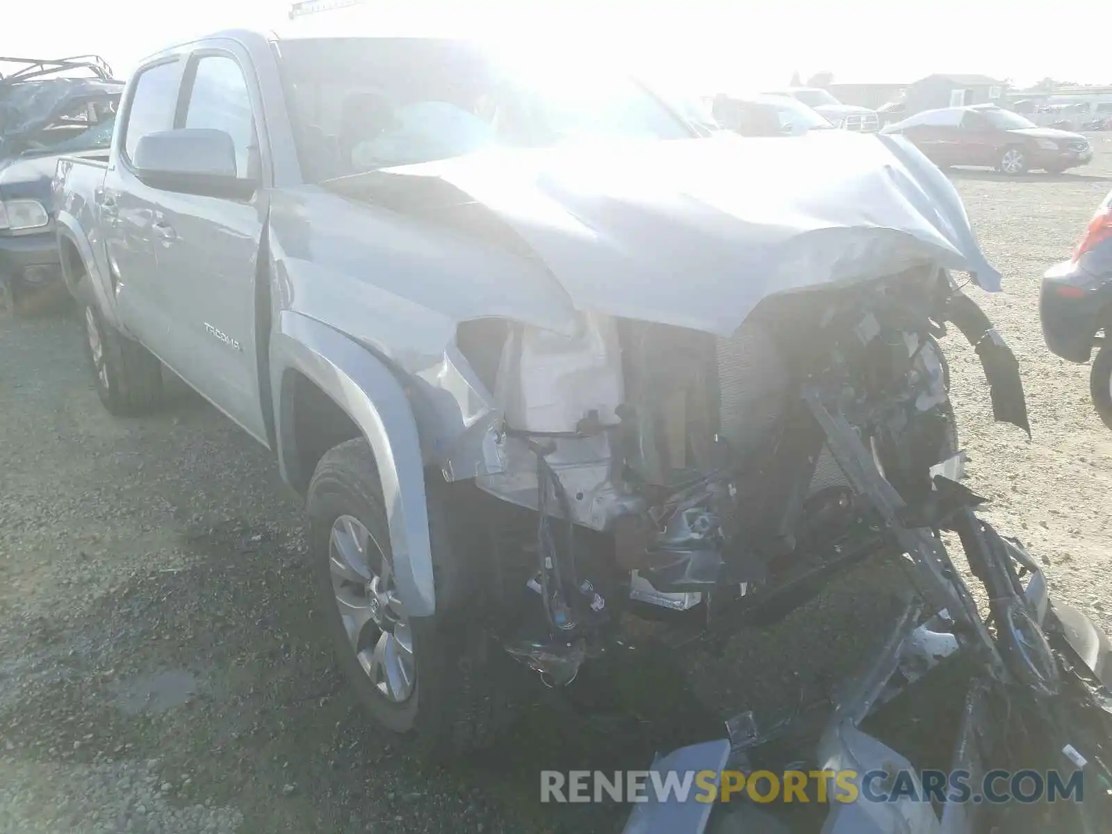 1 Photograph of a damaged car 3TMAZ5CN7KM079441 TOYOTA TACOMA 2019