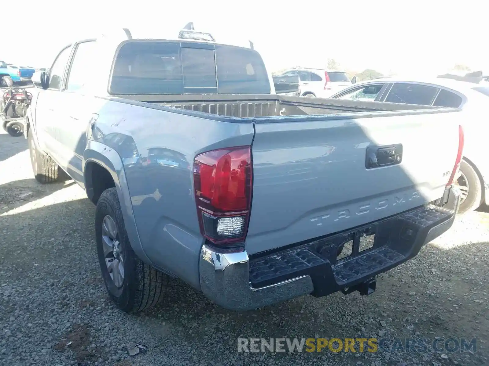 3 Photograph of a damaged car 3TMAZ5CN7KM079441 TOYOTA TACOMA 2019